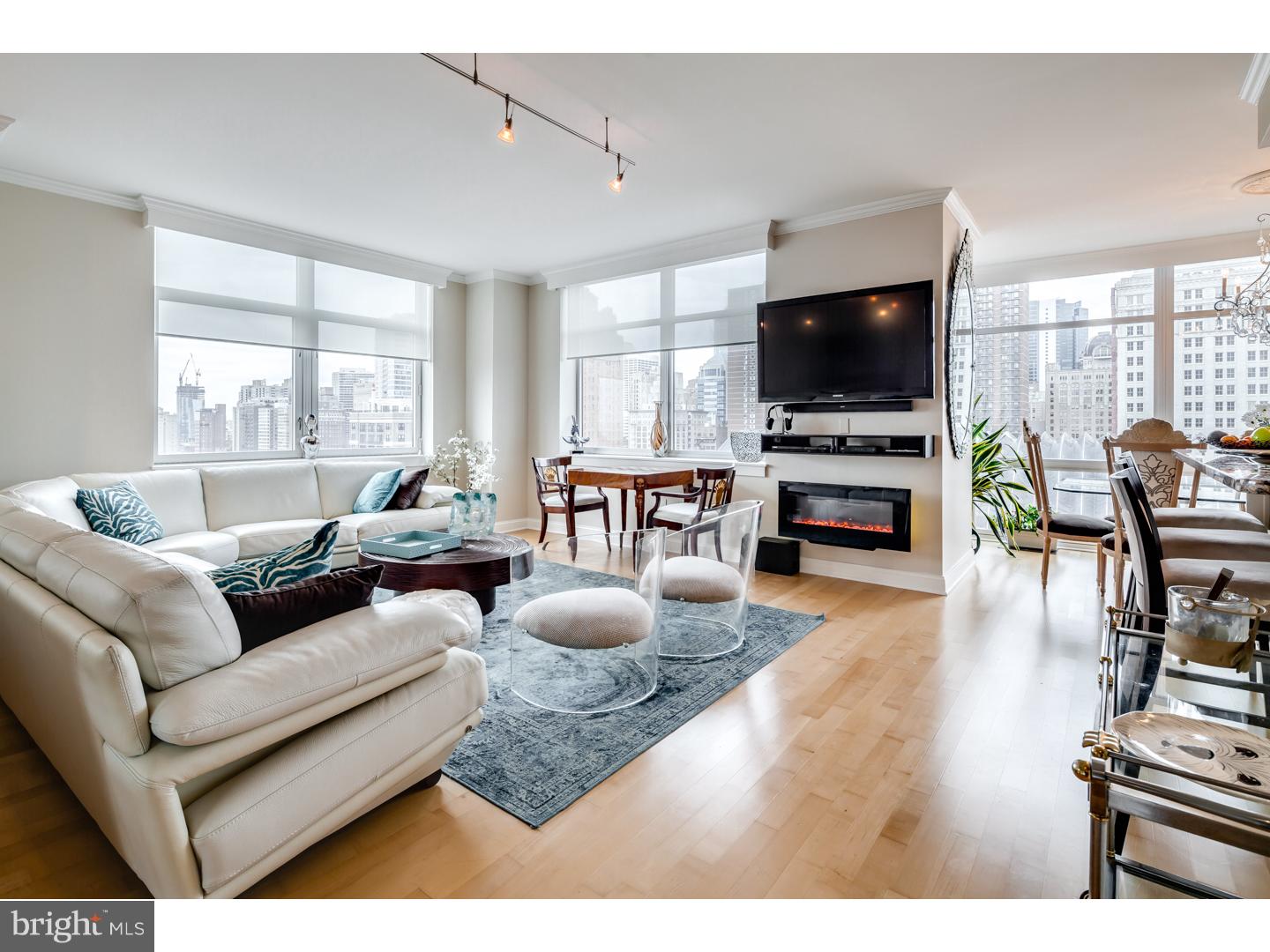 AVENUE OF THE ARTS - Residential