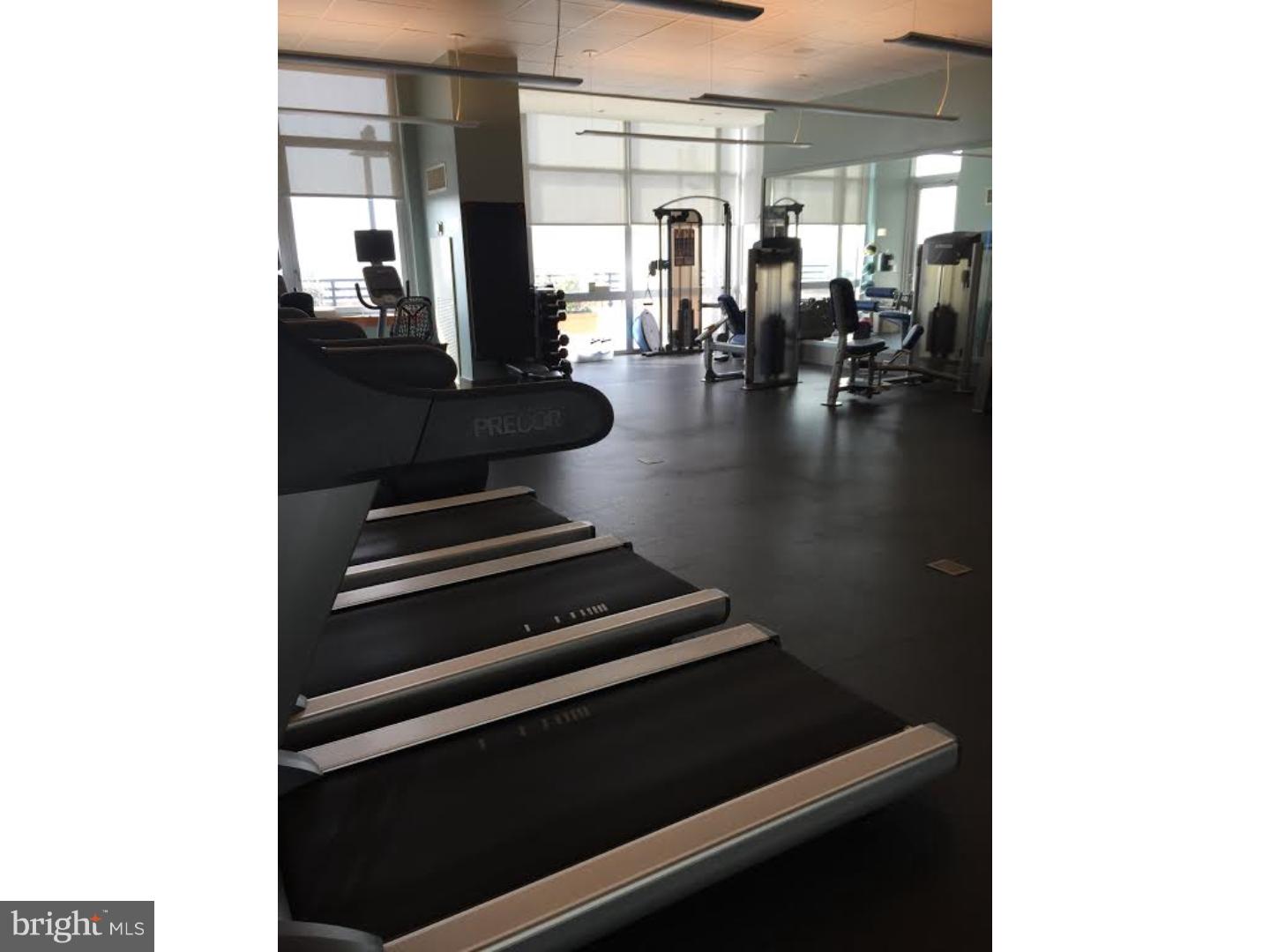 AVENUE OF THE ARTS - Residential