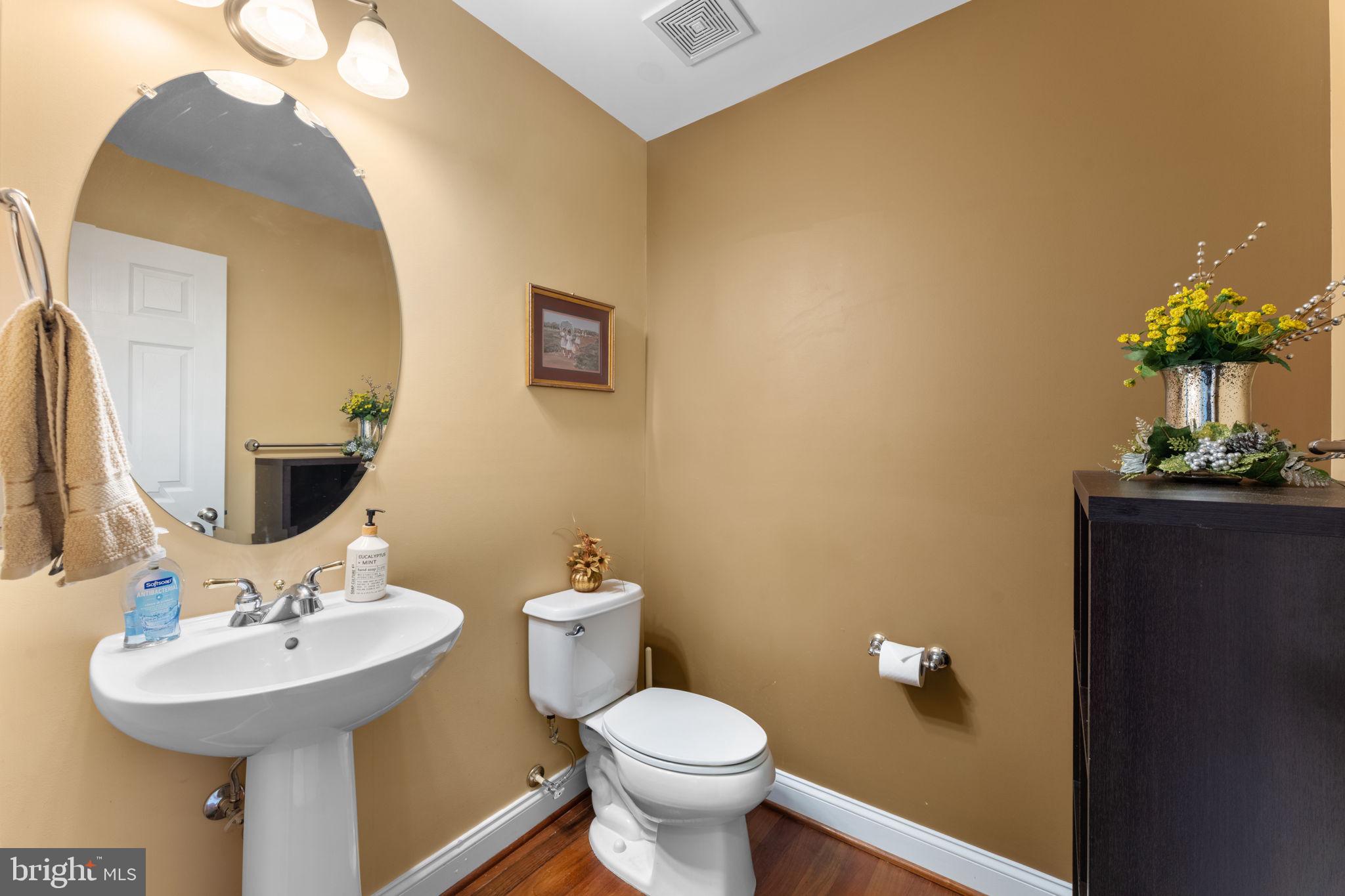 WARNERS - Residential