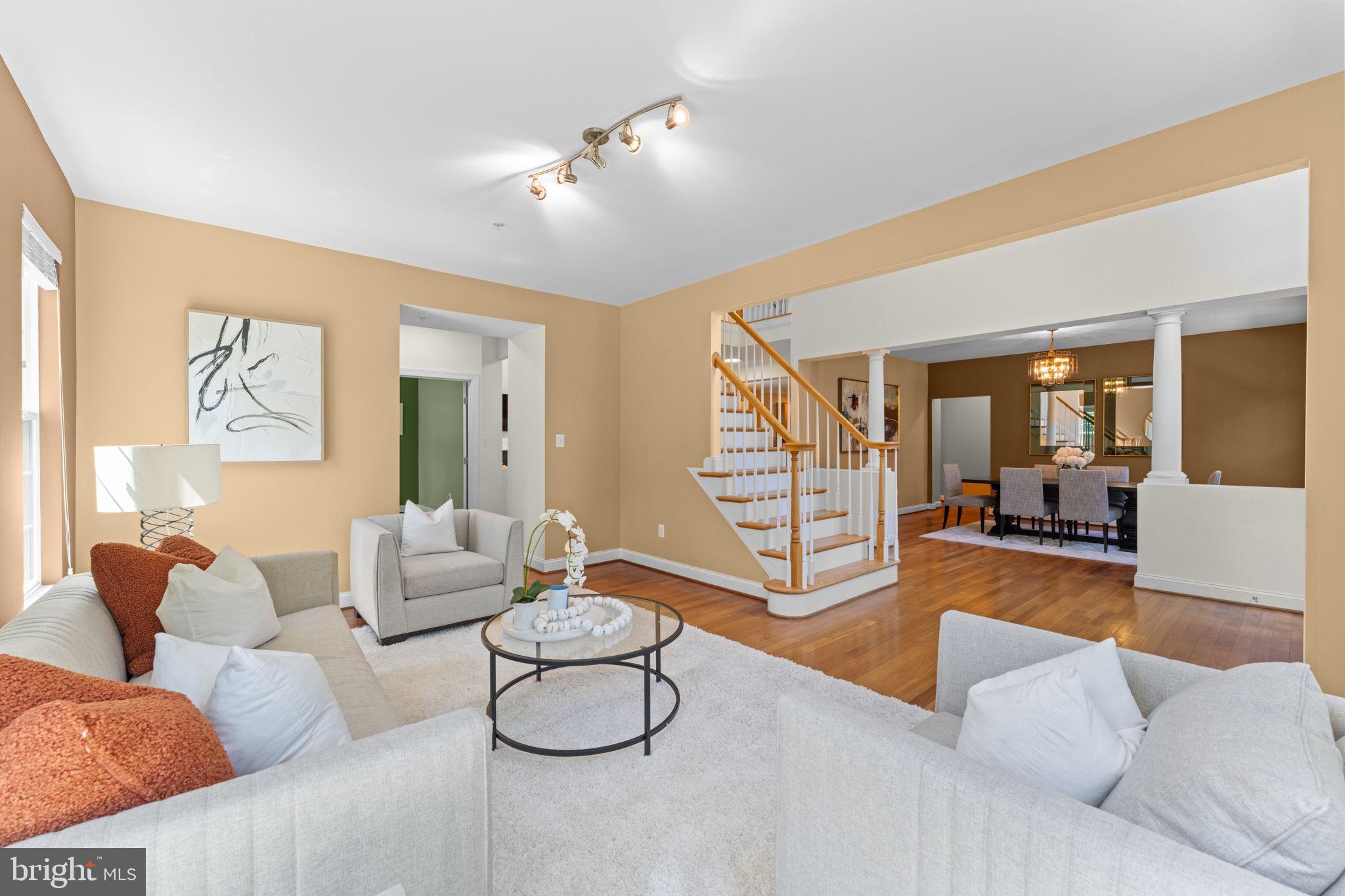 WARNERS - Residential