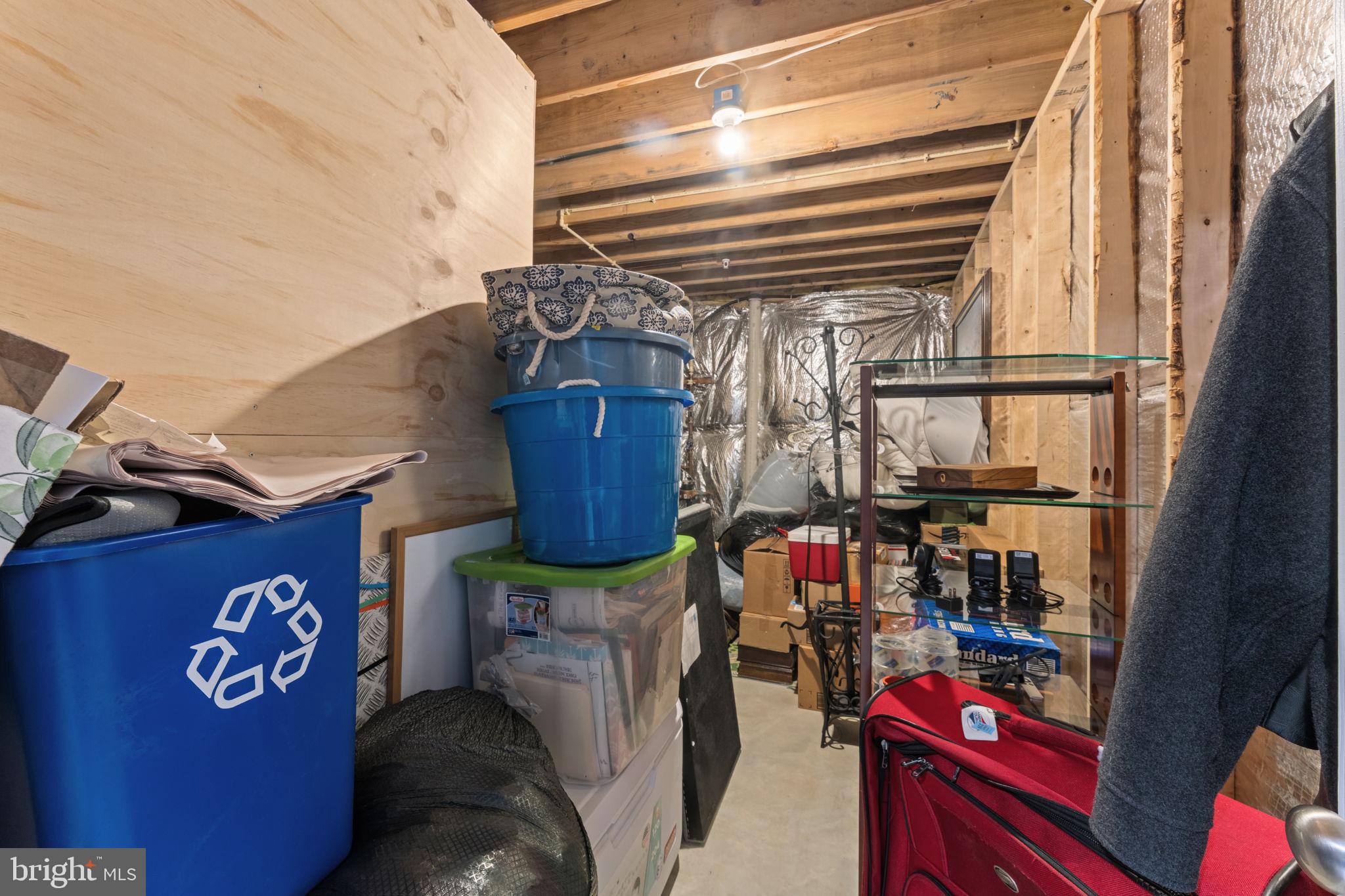 WARNERS - Residential