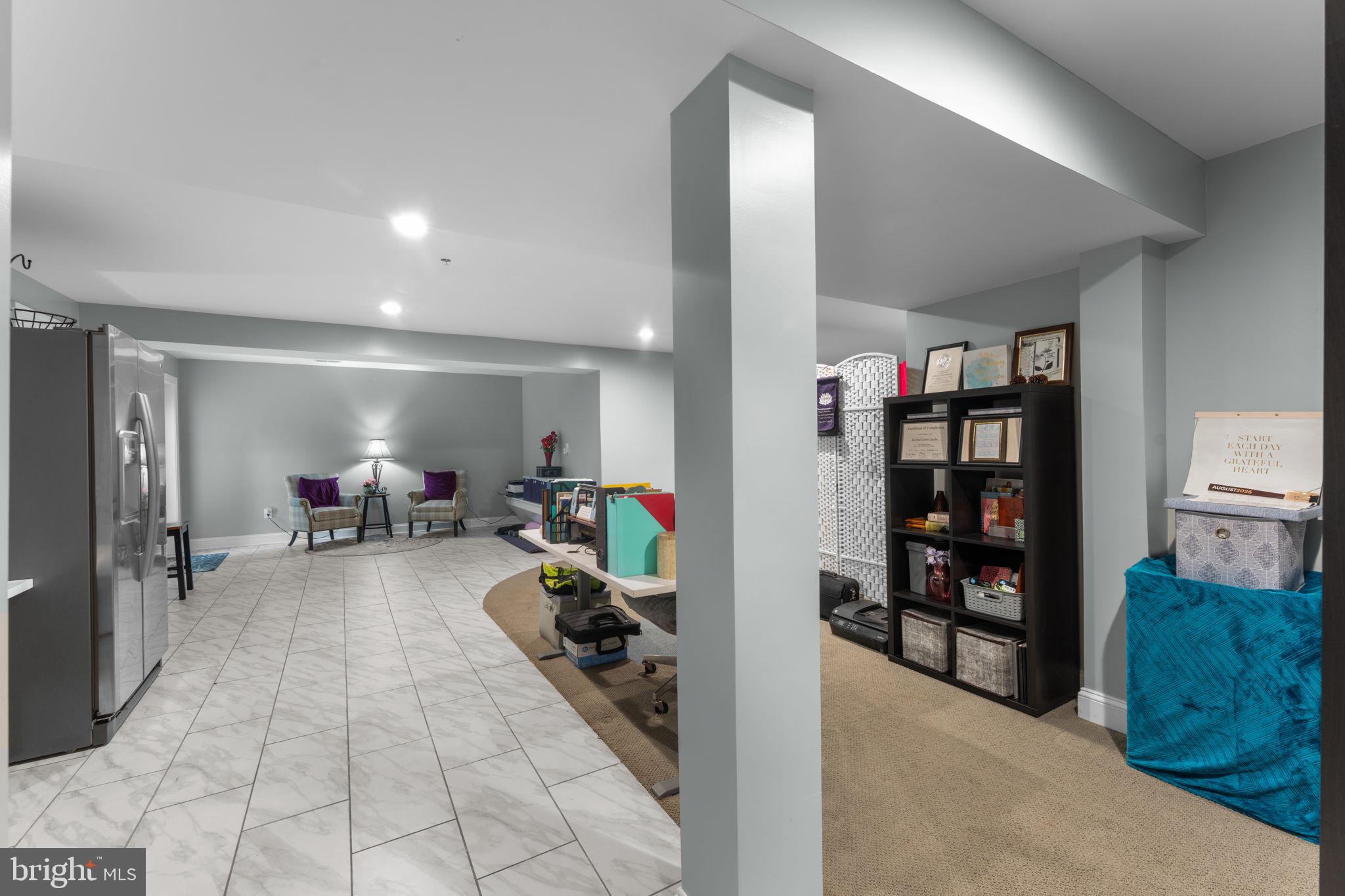 WARNERS - Residential