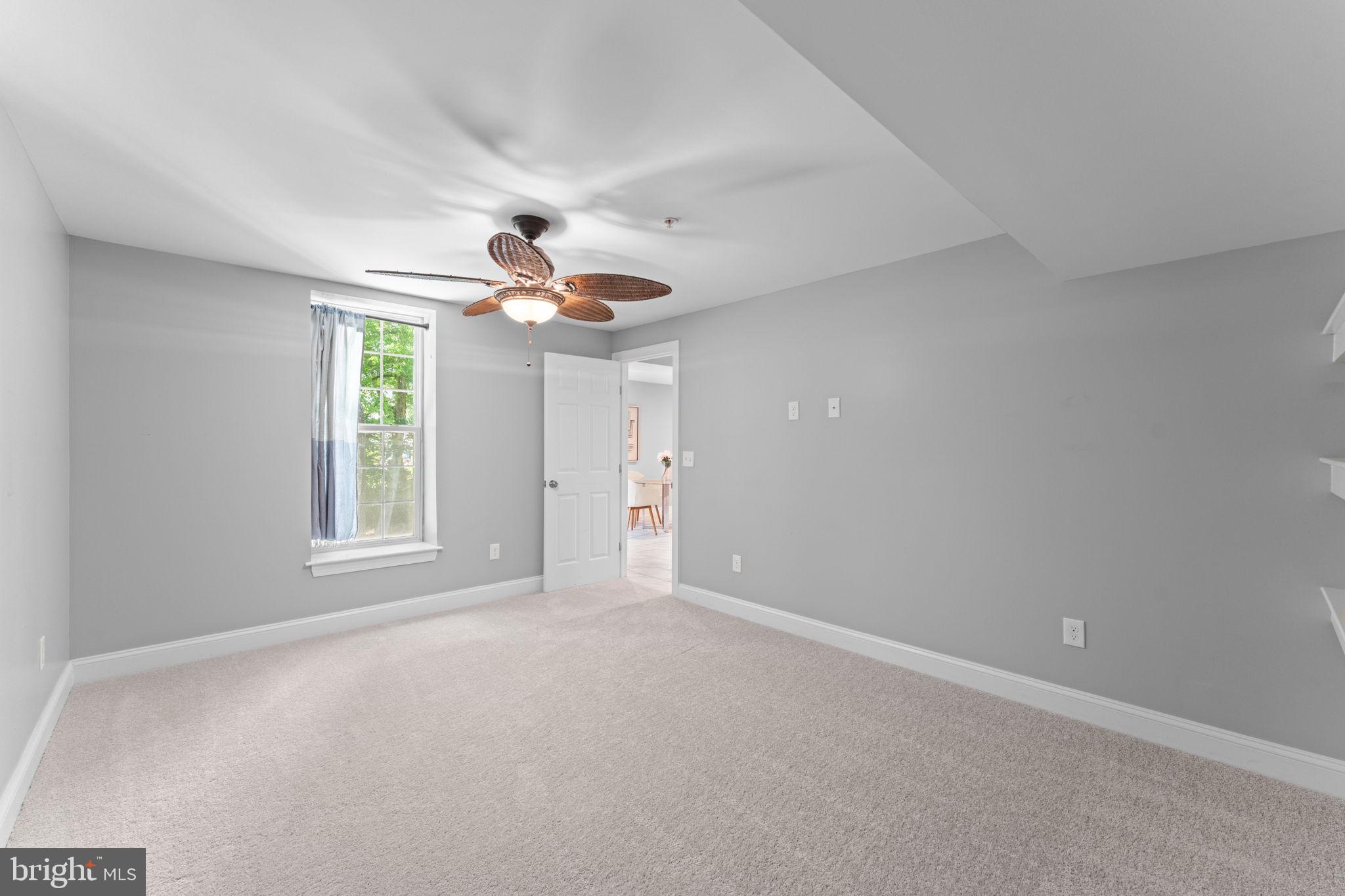 WARNERS - Residential