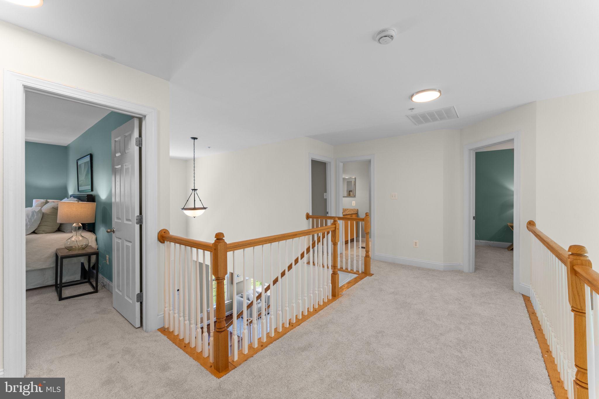 WARNERS - Residential