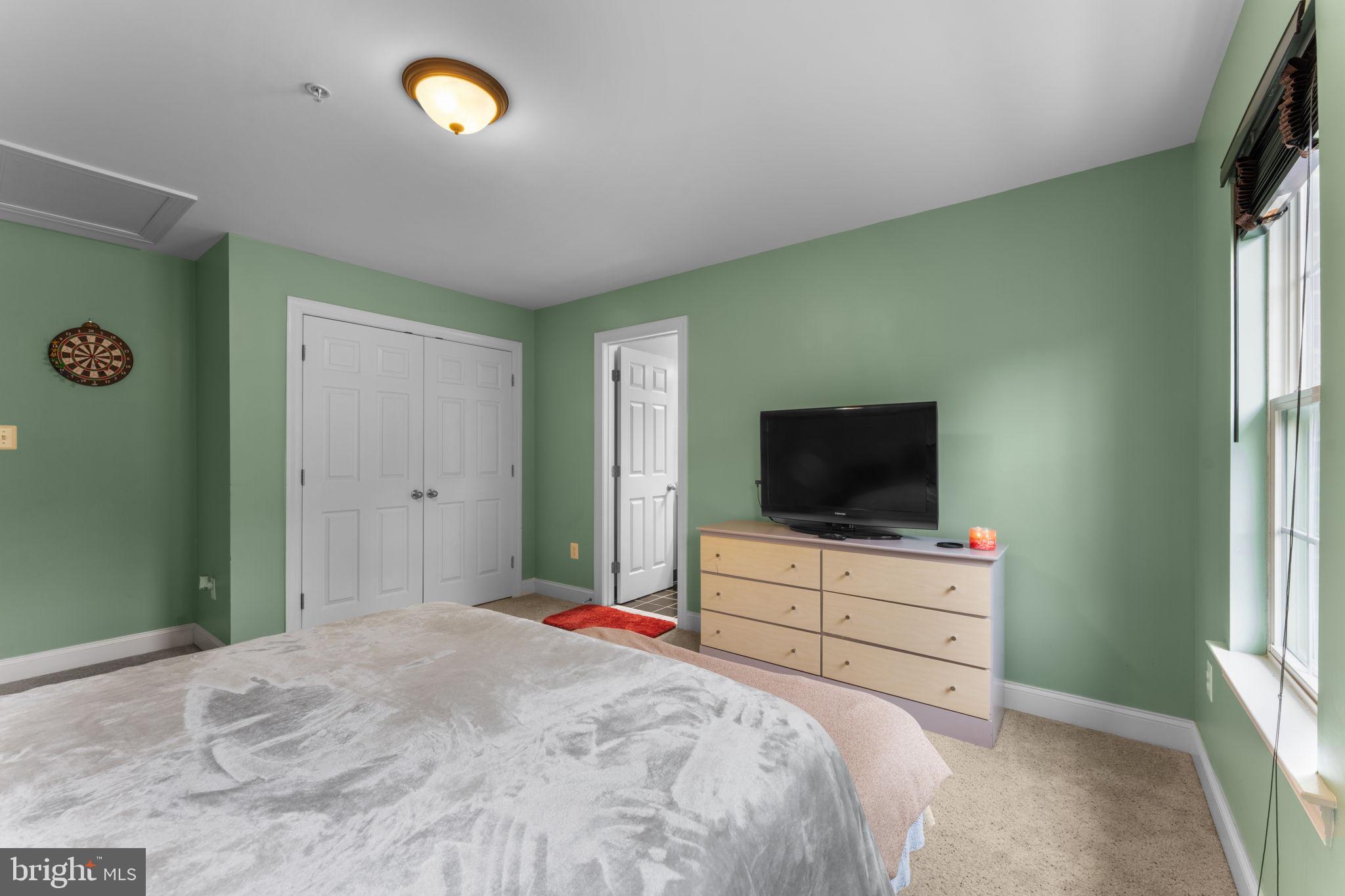 WARNERS - Residential