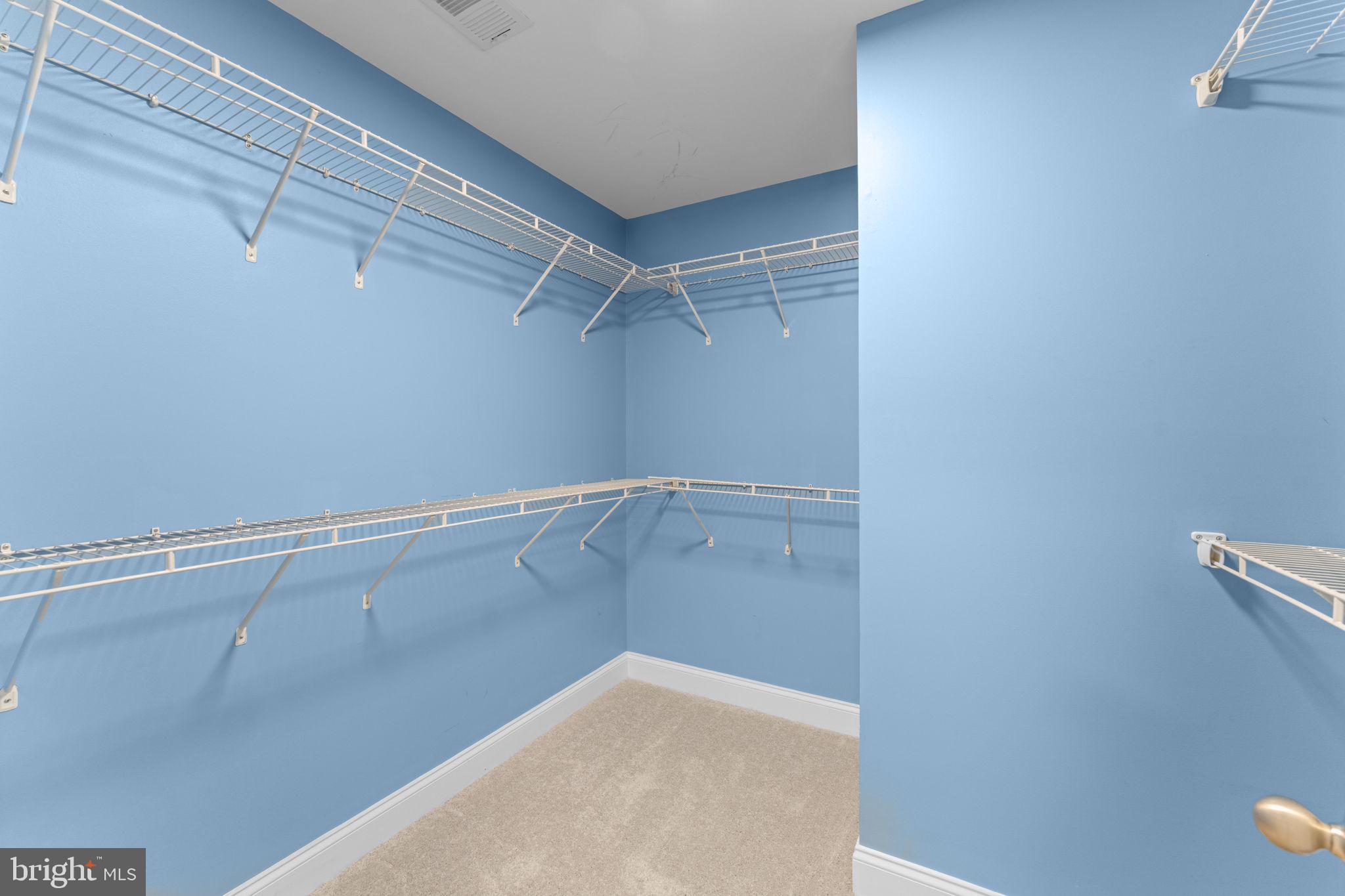 WARNERS - Residential