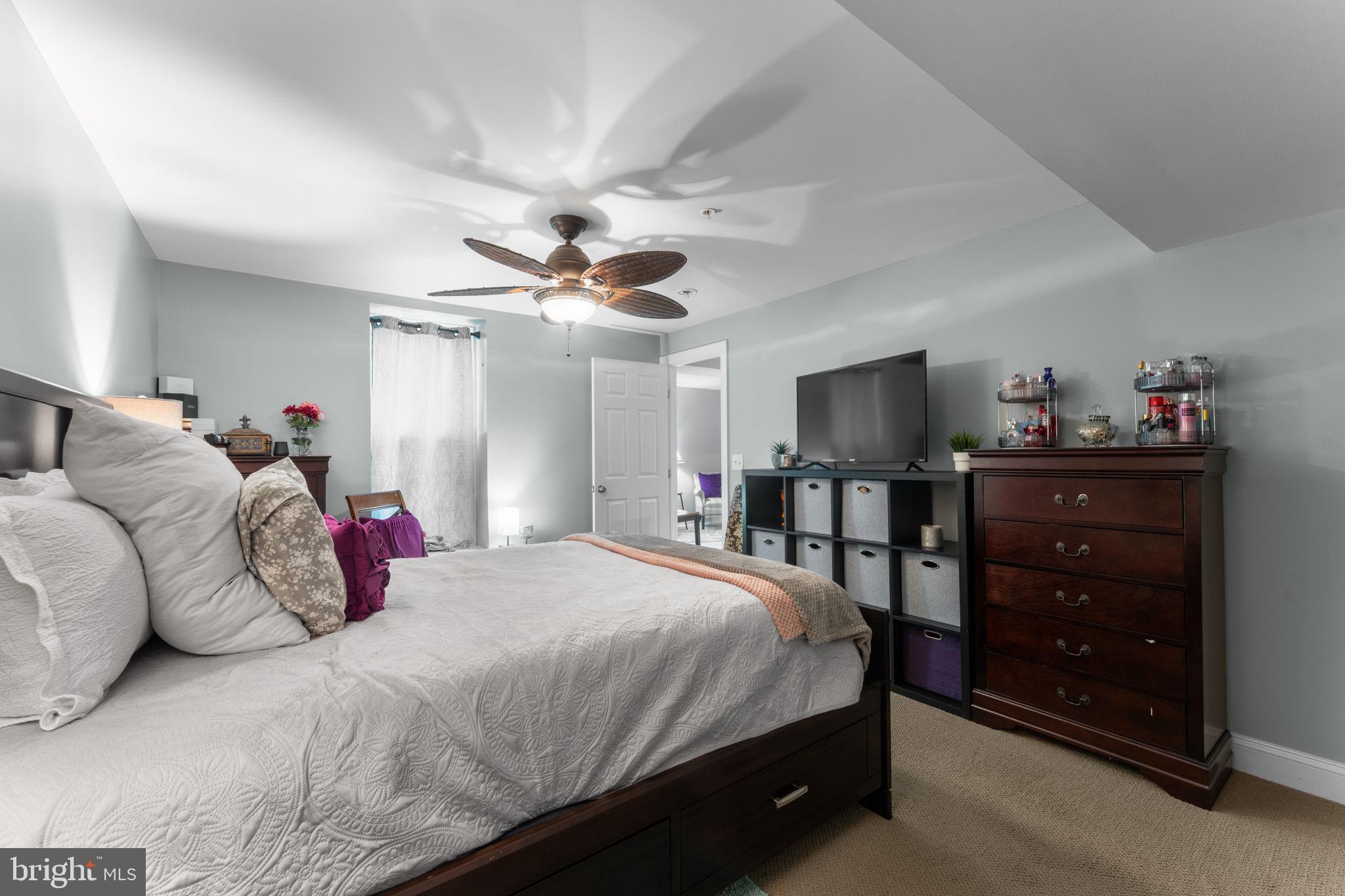 WARNERS - Residential