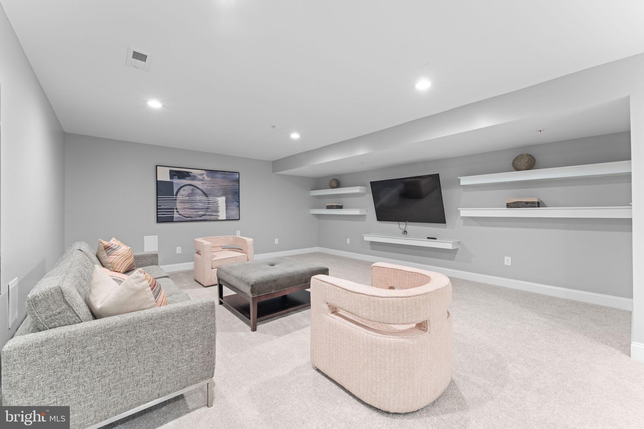 WARNERS - Residential