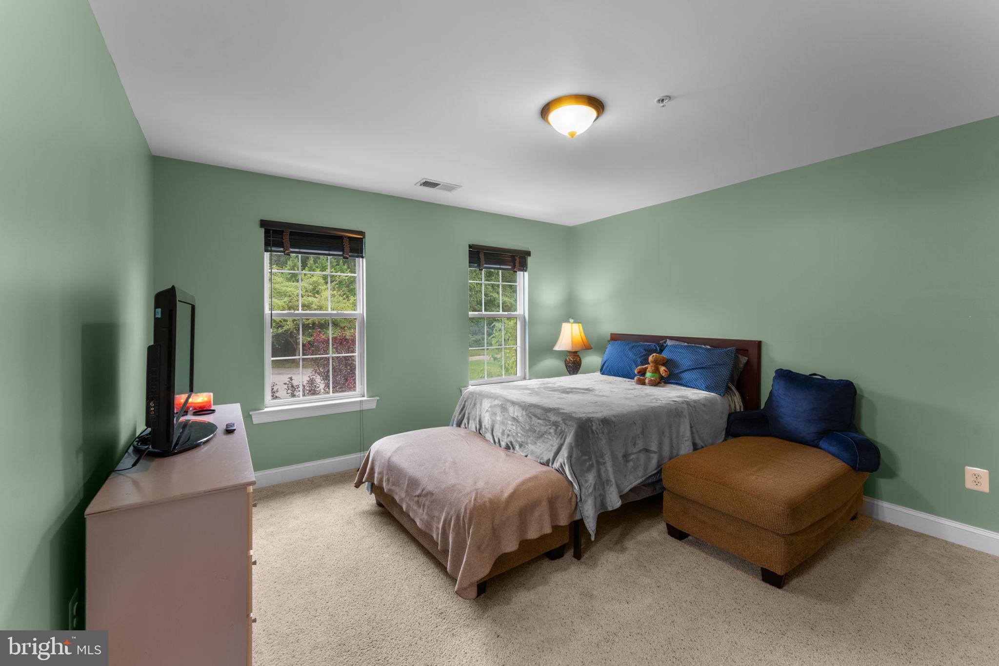 WARNERS - Residential