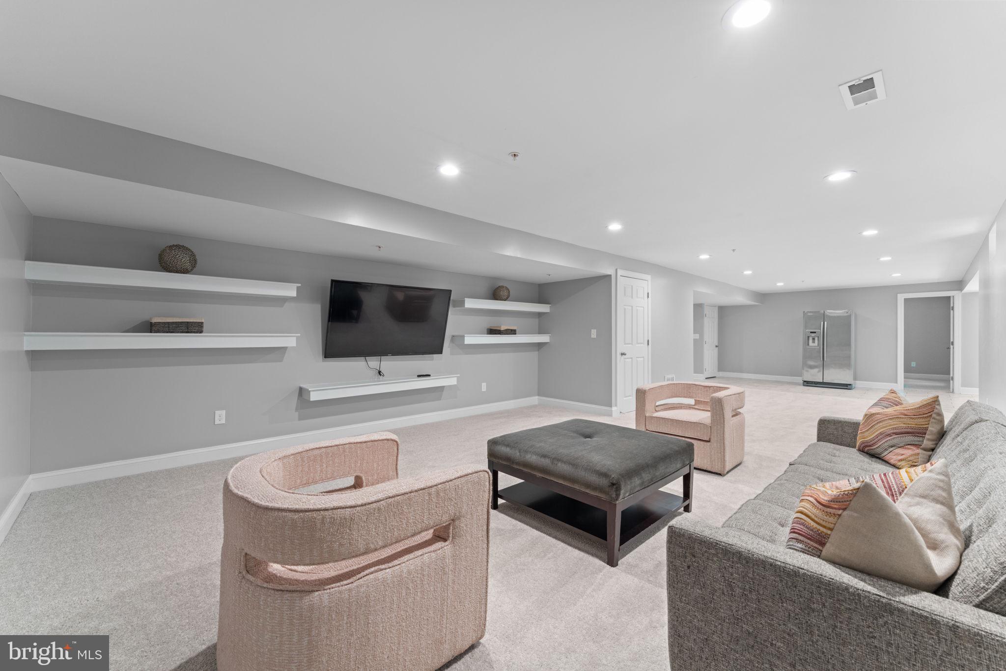 WARNERS - Residential