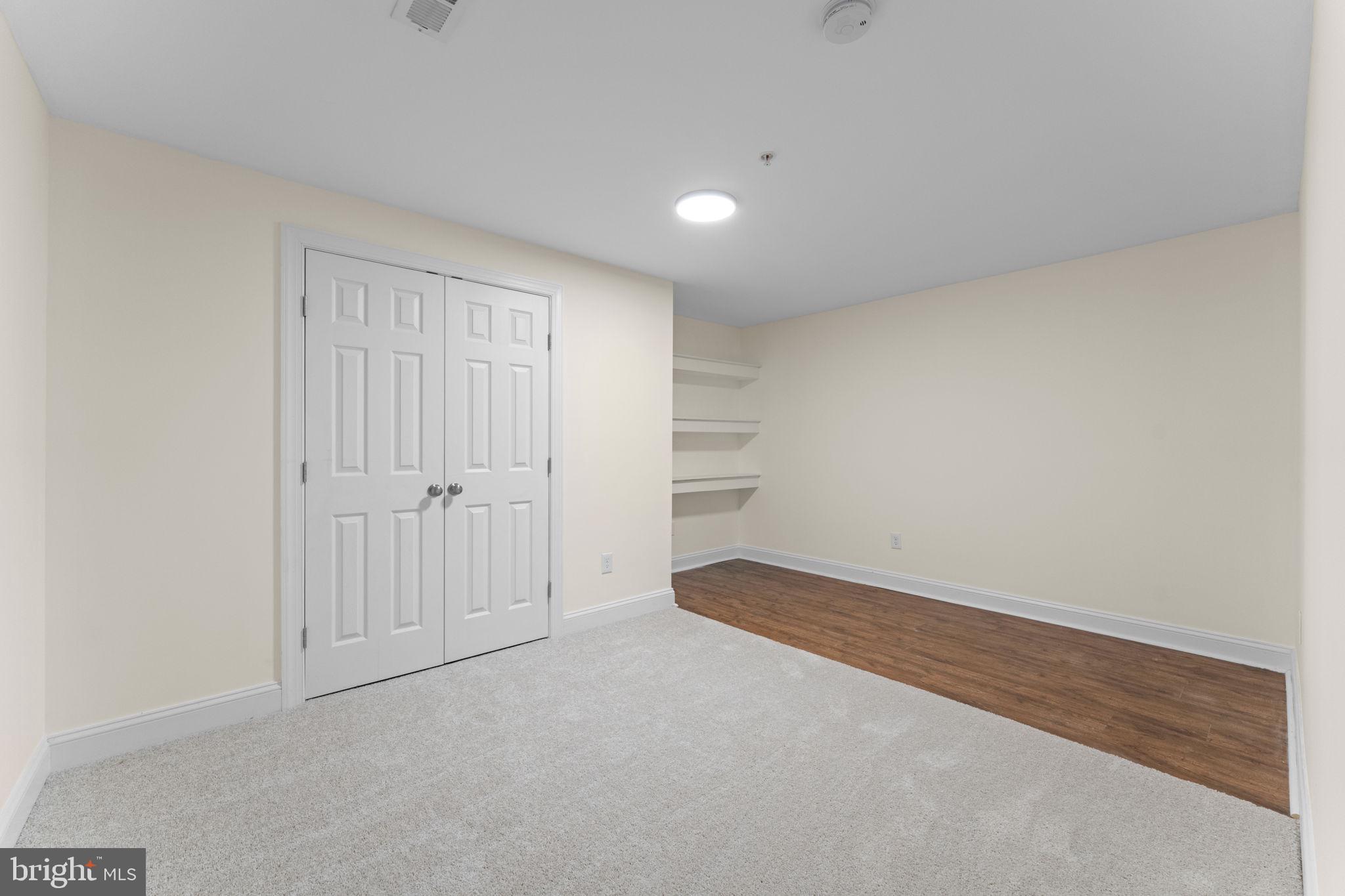 WARNERS - Residential