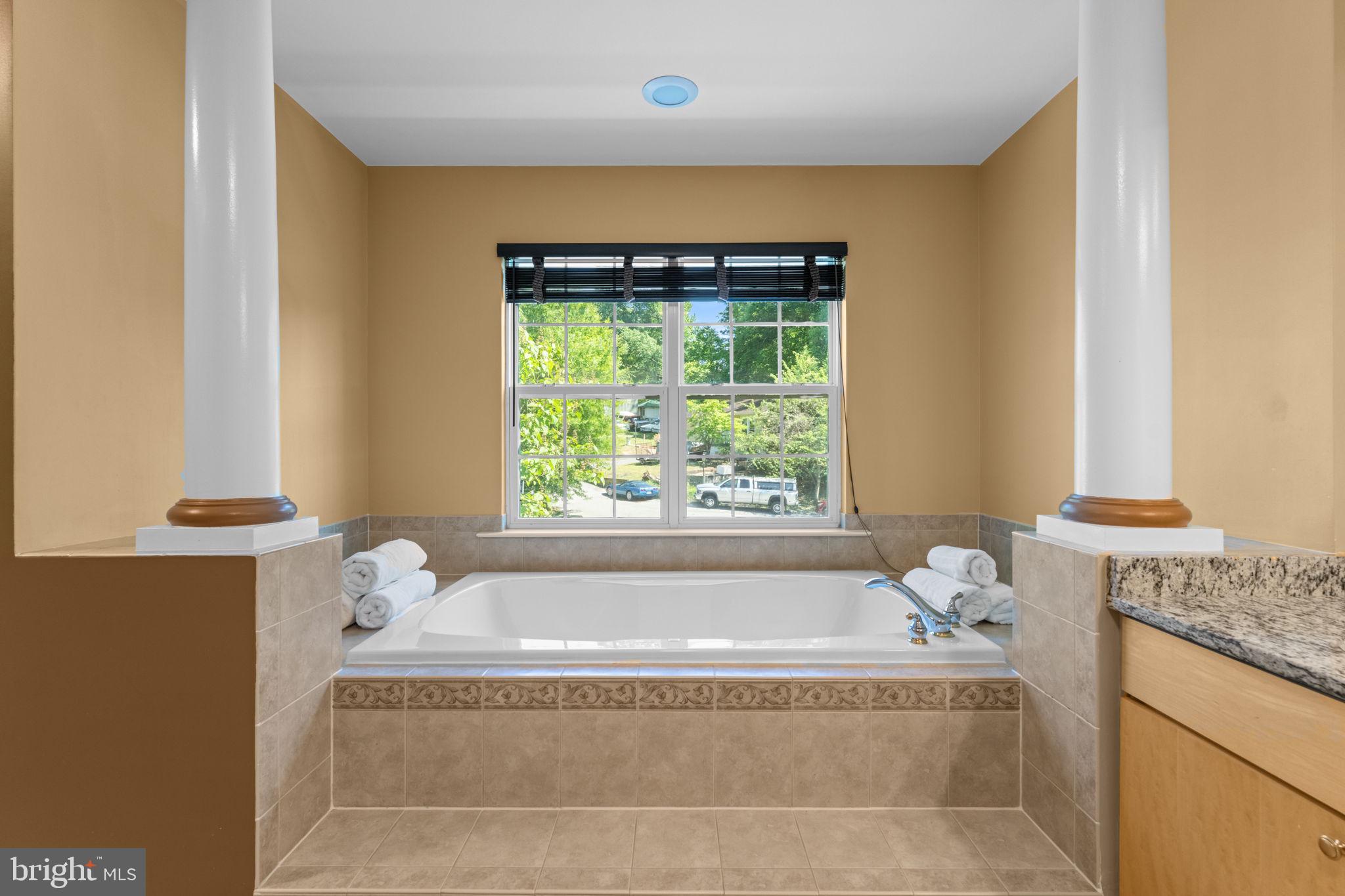 WARNERS - Residential