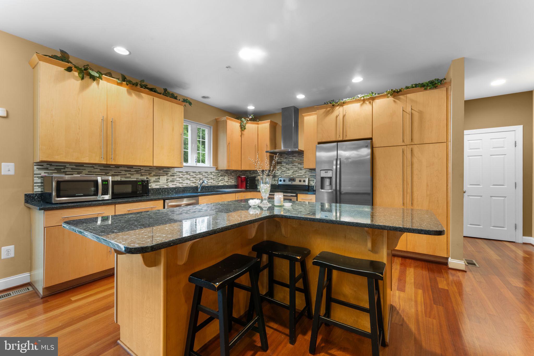 WARNERS - Residential