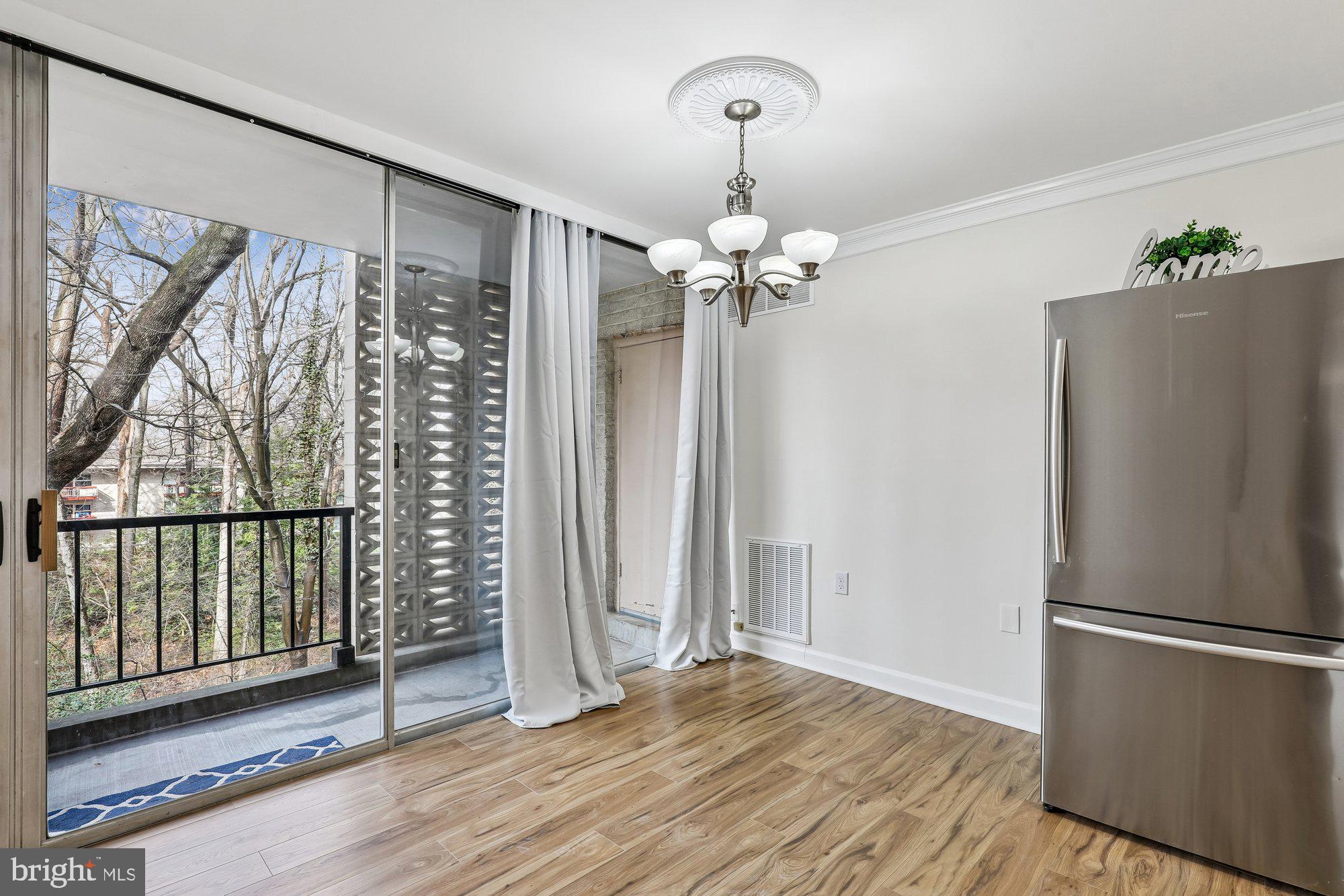 IVYMOUNT COURT - Residential