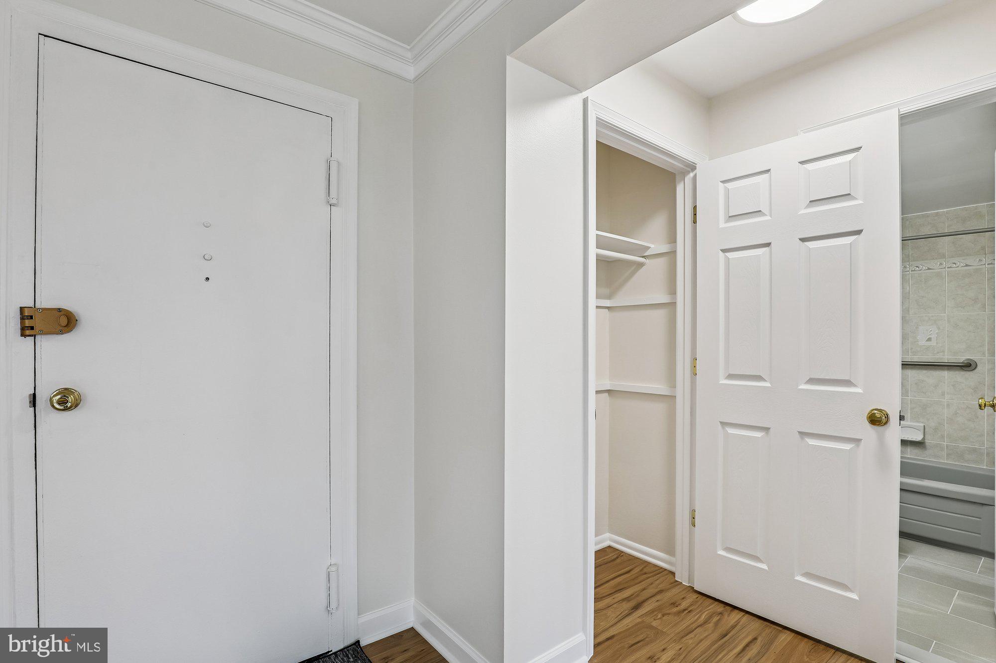 4360 IVYMOUNT COURT 34