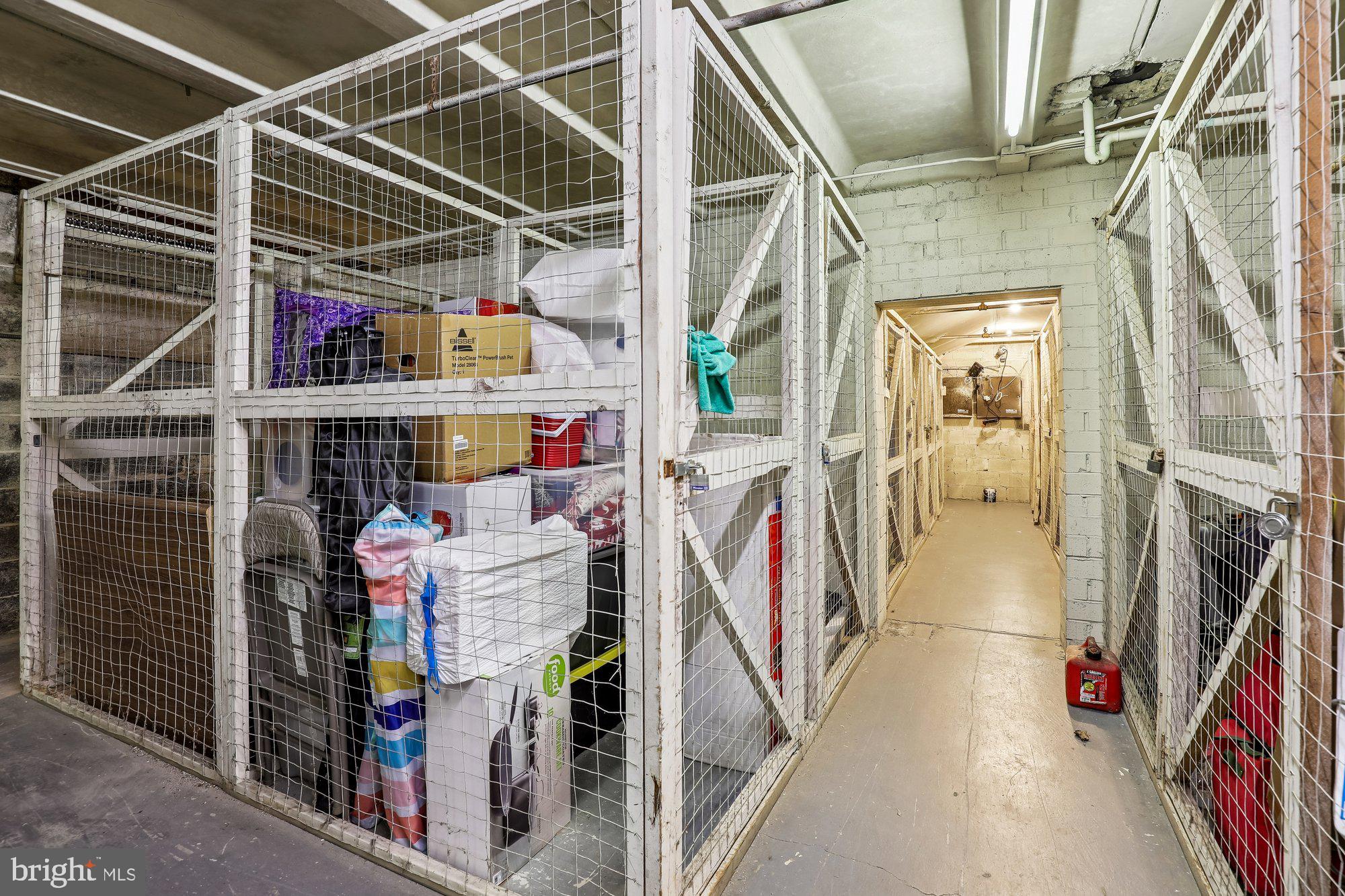 IVYMOUNT COURT - Residential