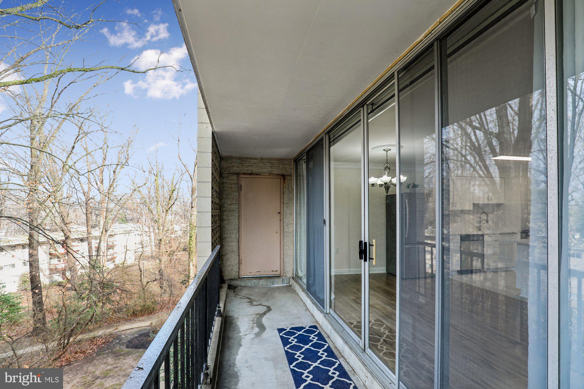 IVYMOUNT COURT - Residential