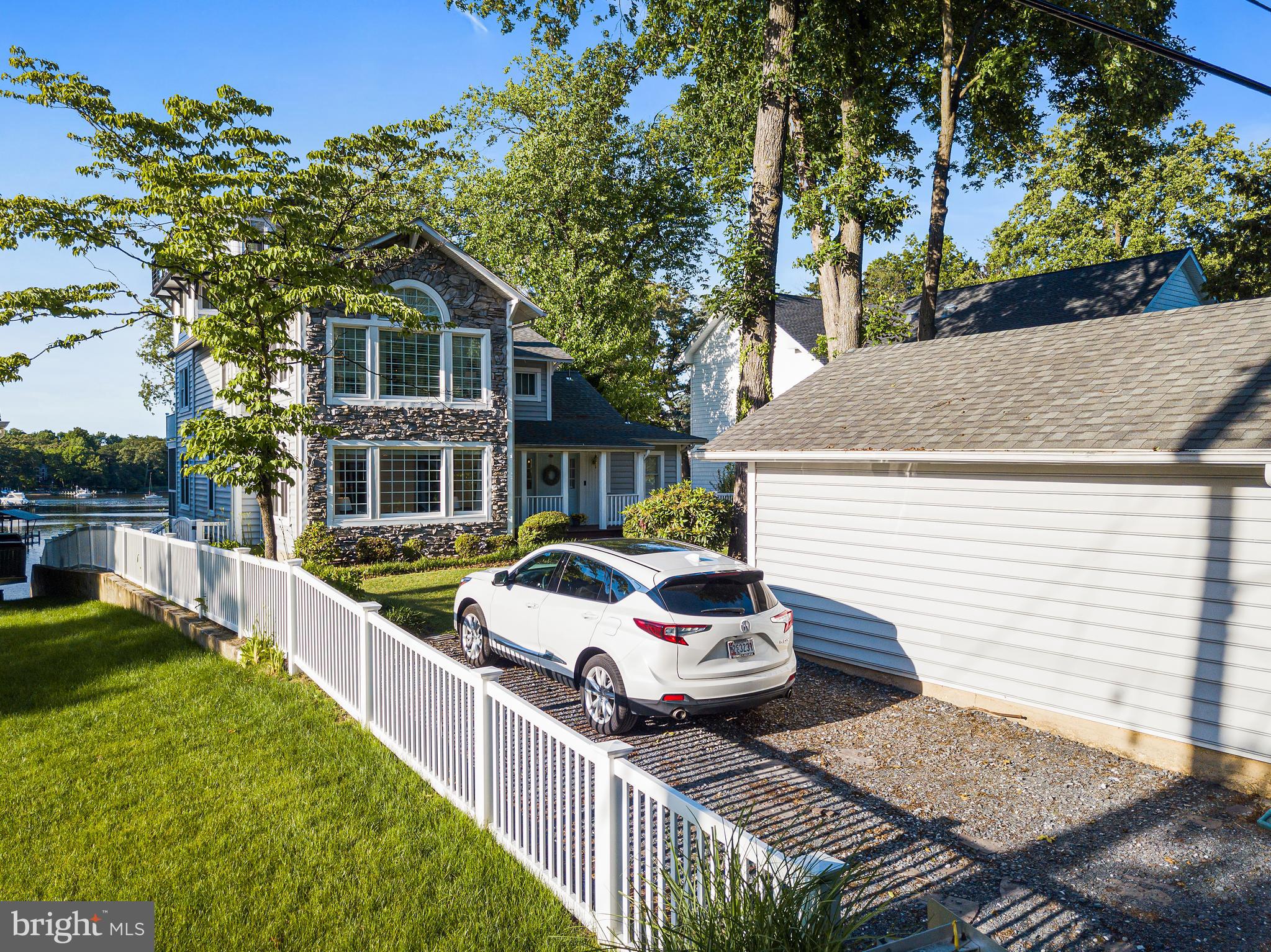 OAK GROVE - Residential