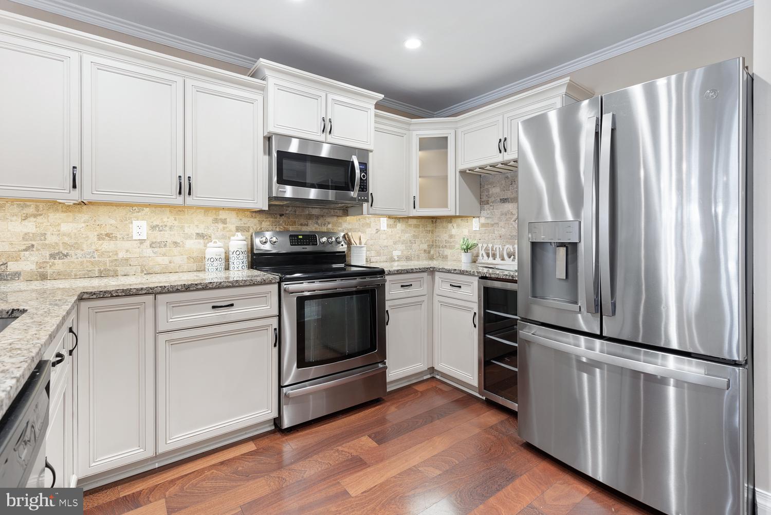 OAK GROVE - Residential