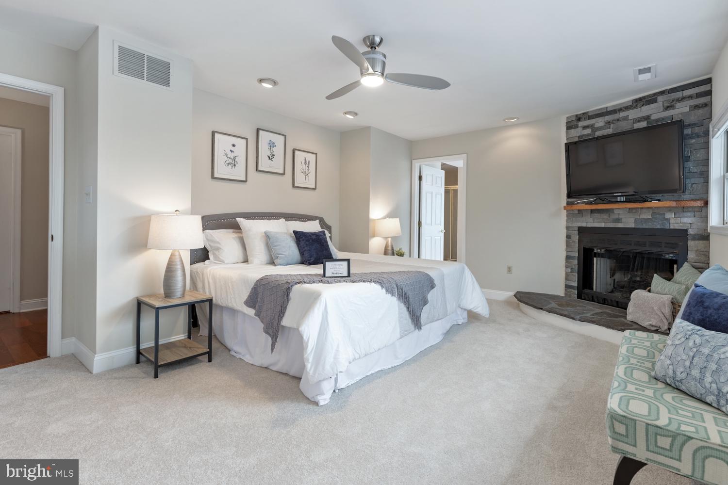 OAK GROVE - Residential