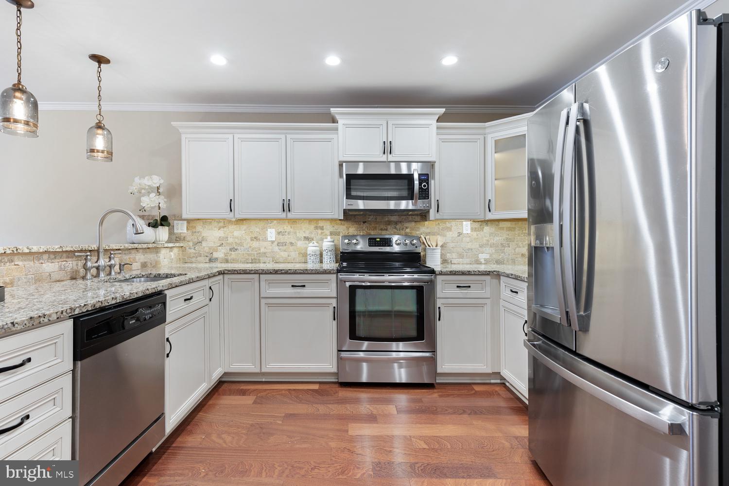 OAK GROVE - Residential