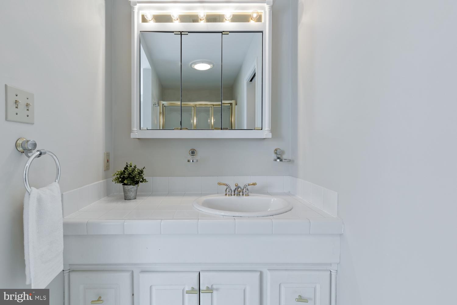 OAK GROVE - Residential