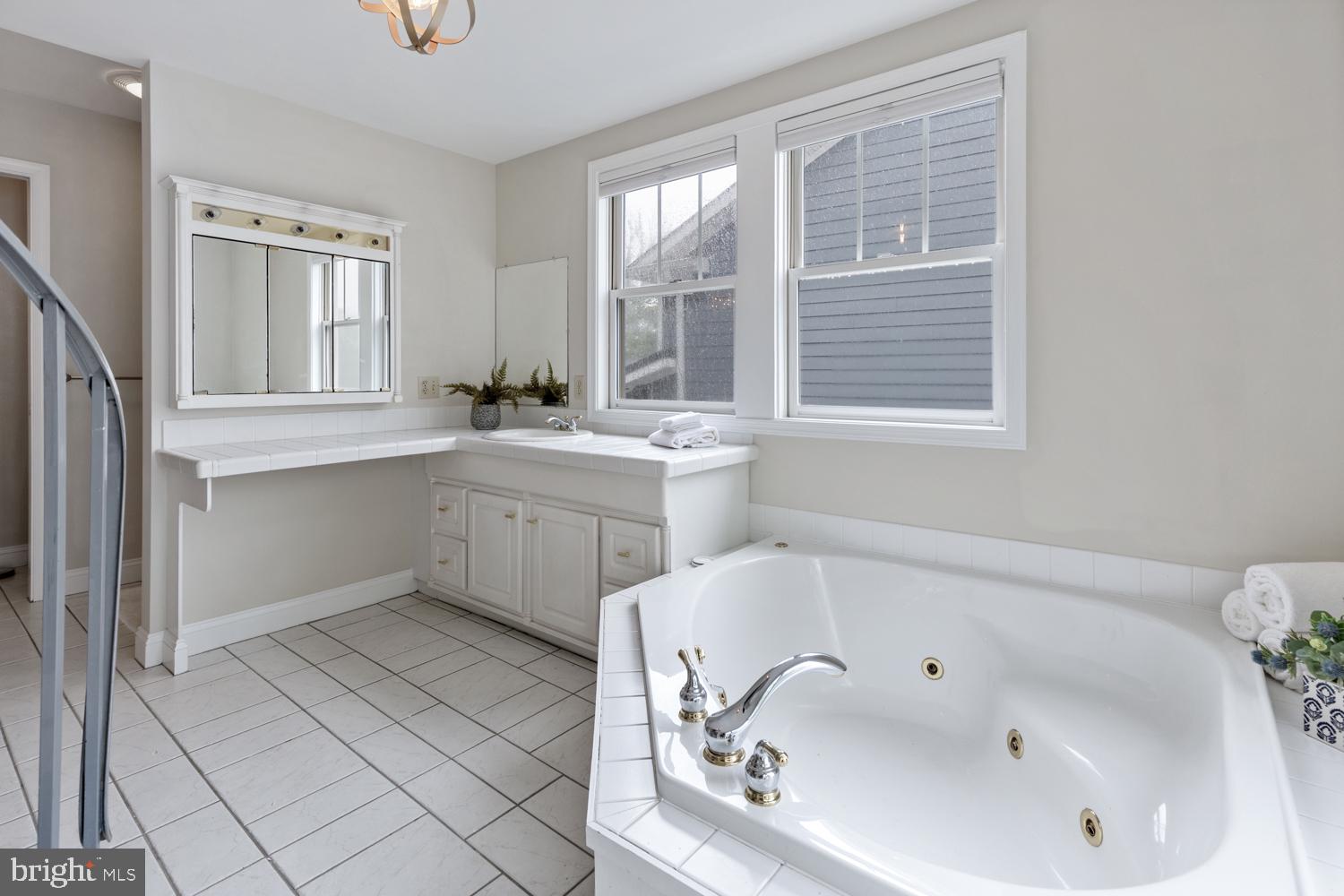 OAK GROVE - Residential