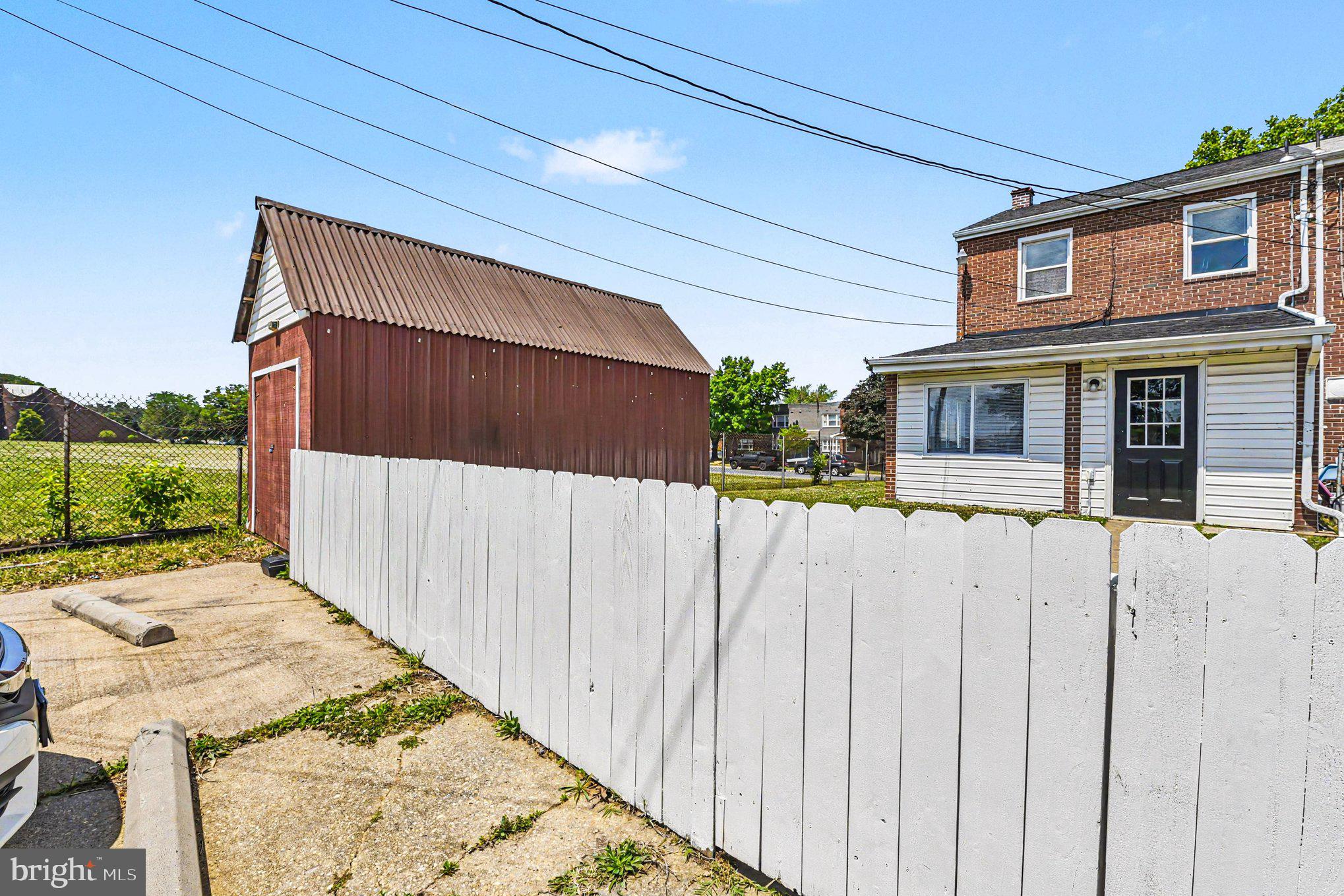 EASTCREST - Residential