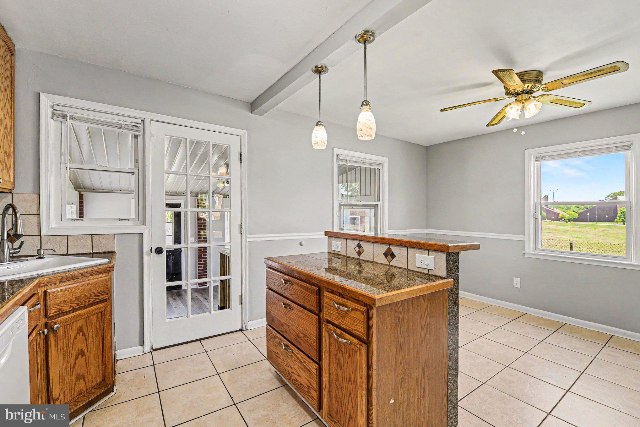 EASTCREST - Residential