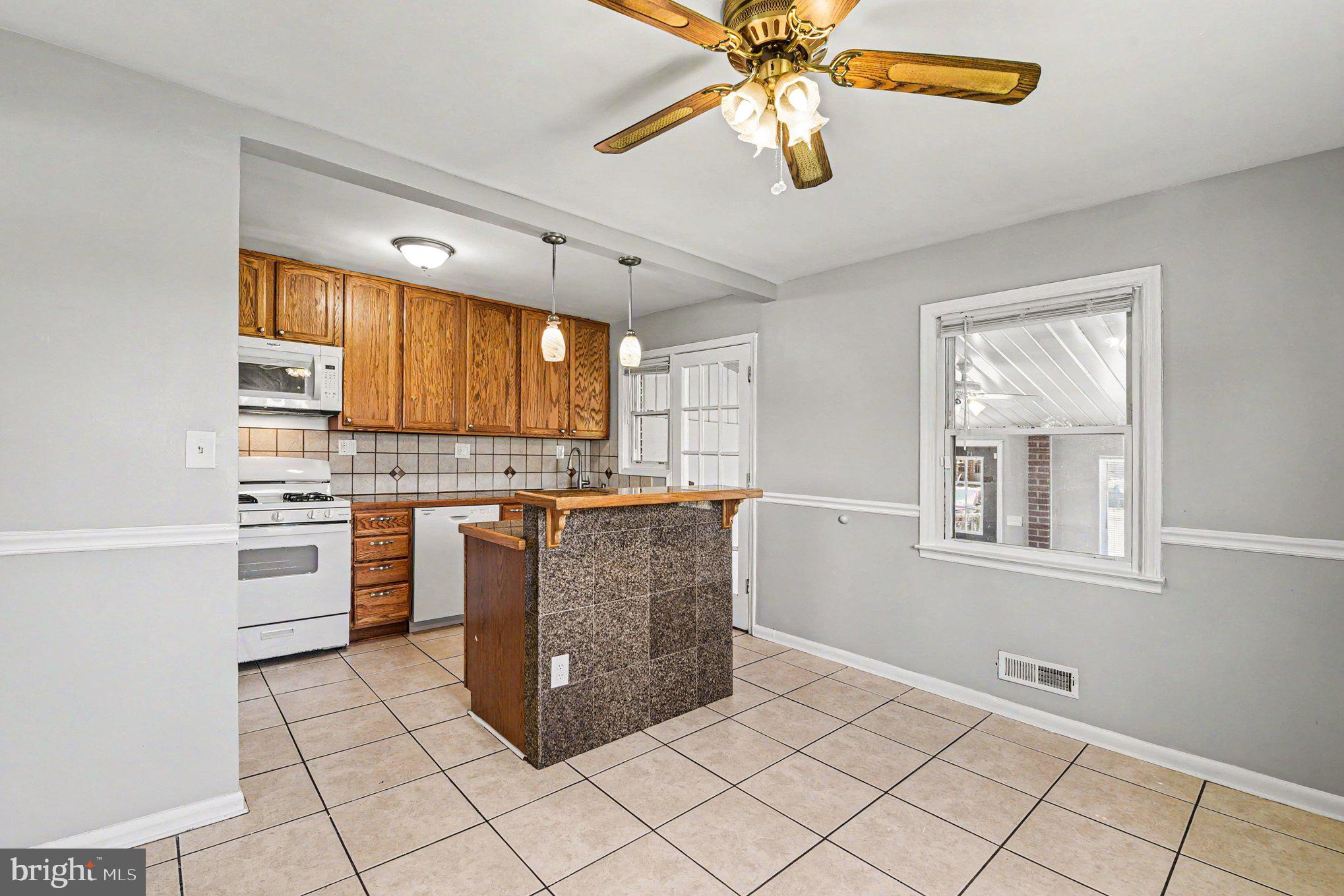 EASTCREST - Residential