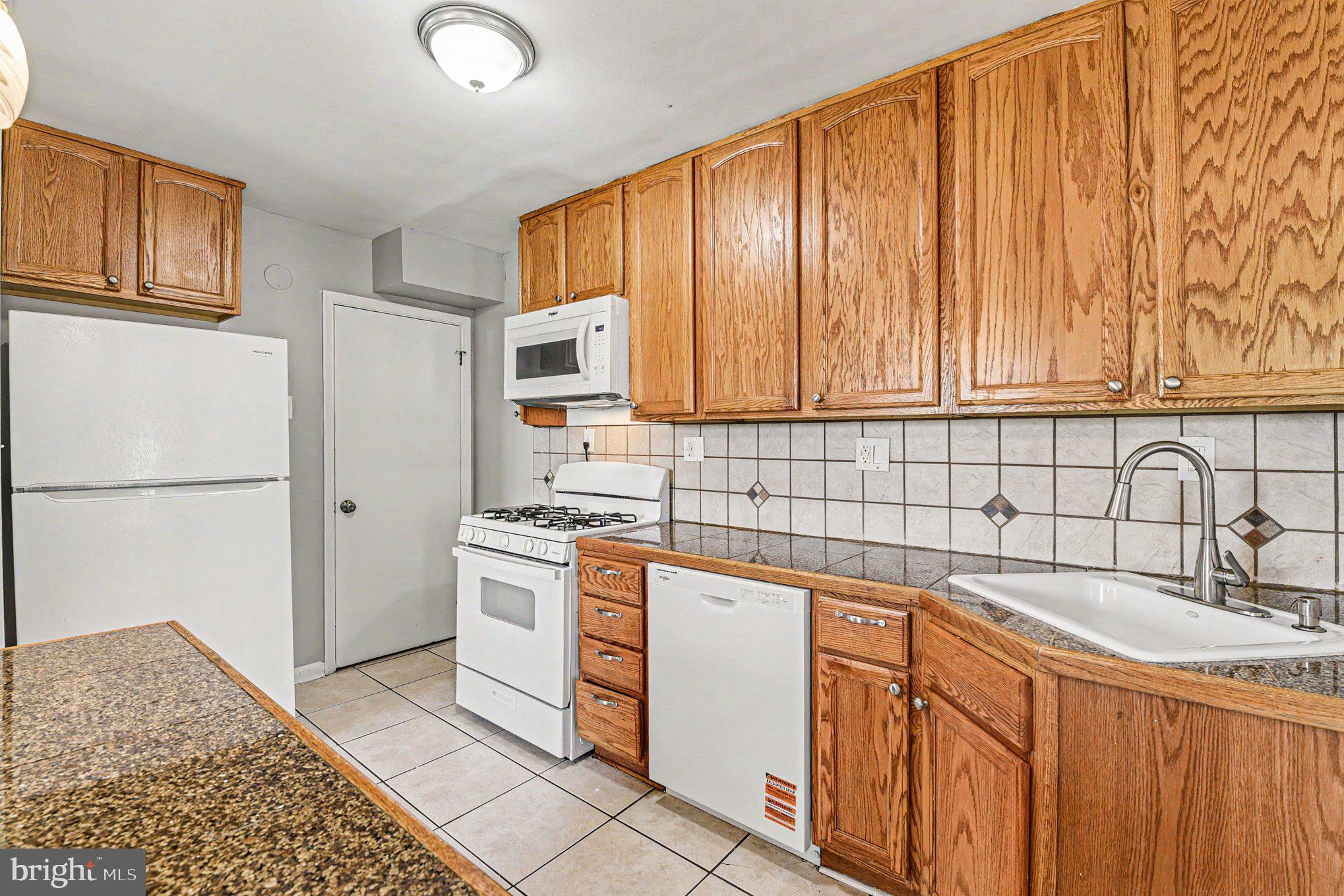 EASTCREST - Residential