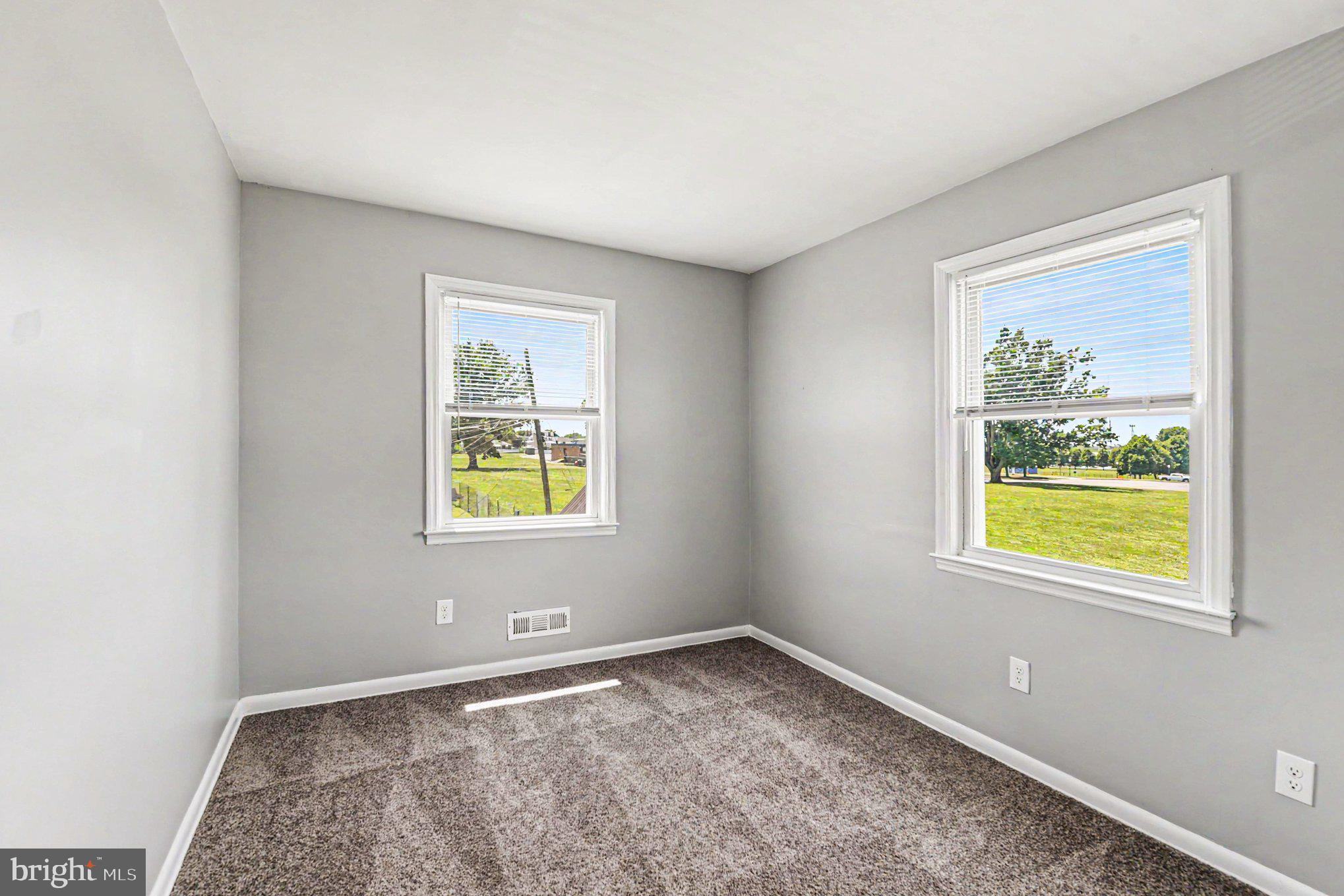 EASTCREST - Residential