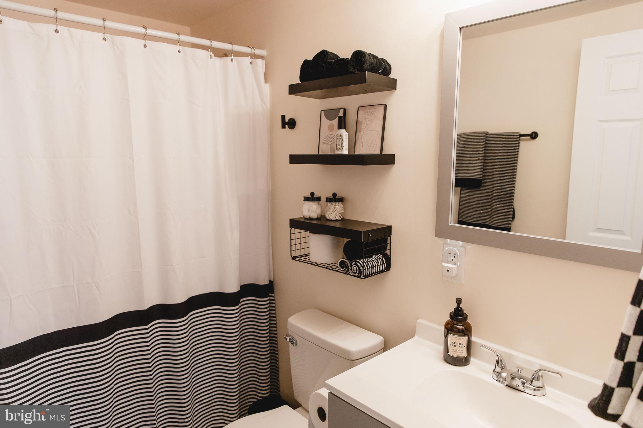 THE WOODS - Residential