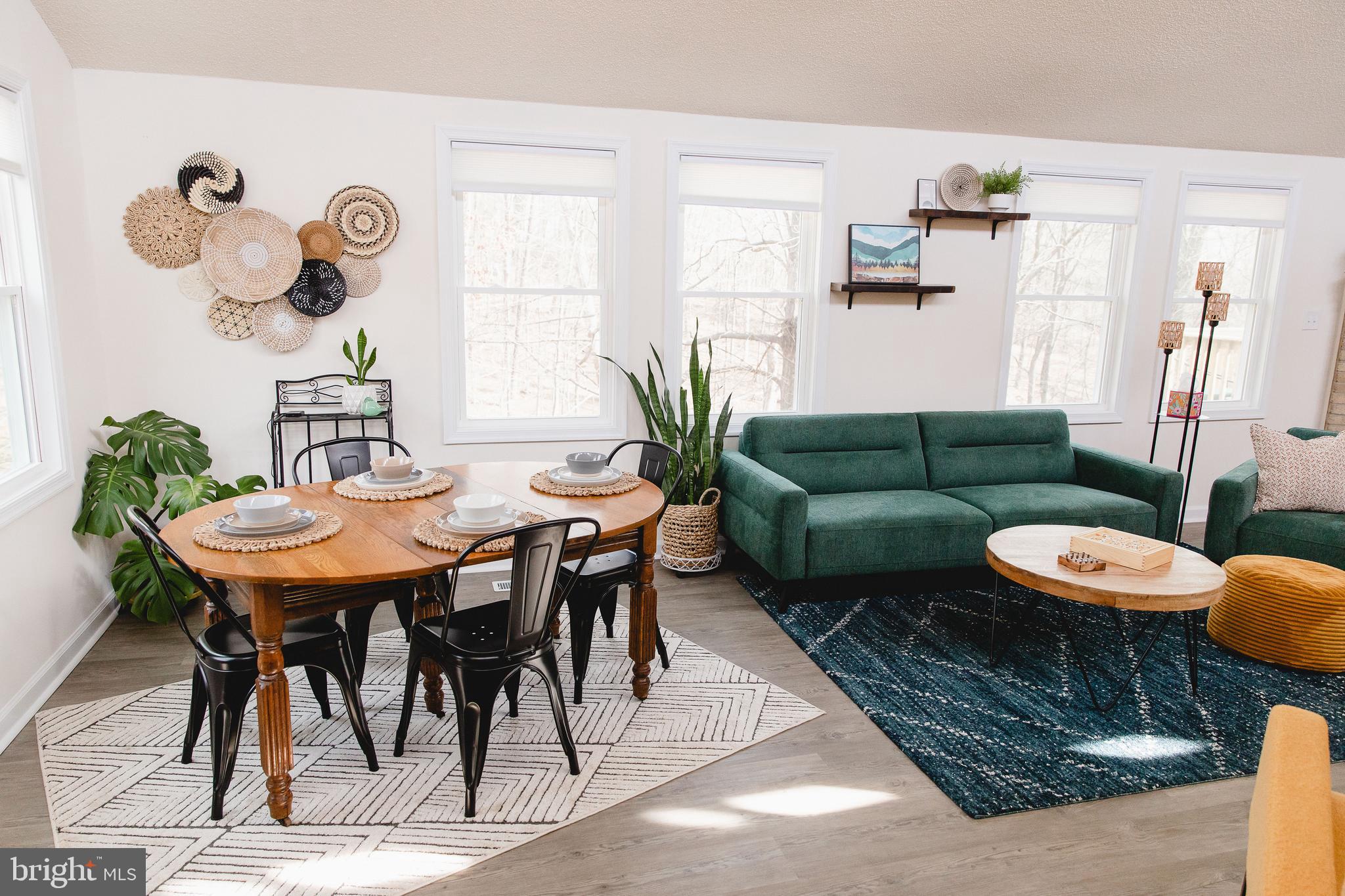 THE WOODS - Residential