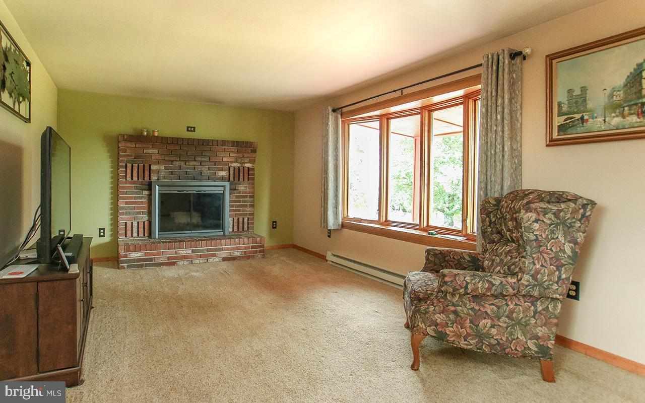 HAMPSTEAD - Residential