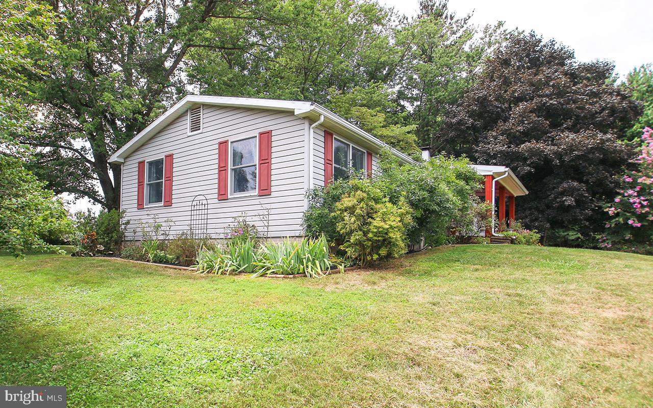 HAMPSTEAD - Residential