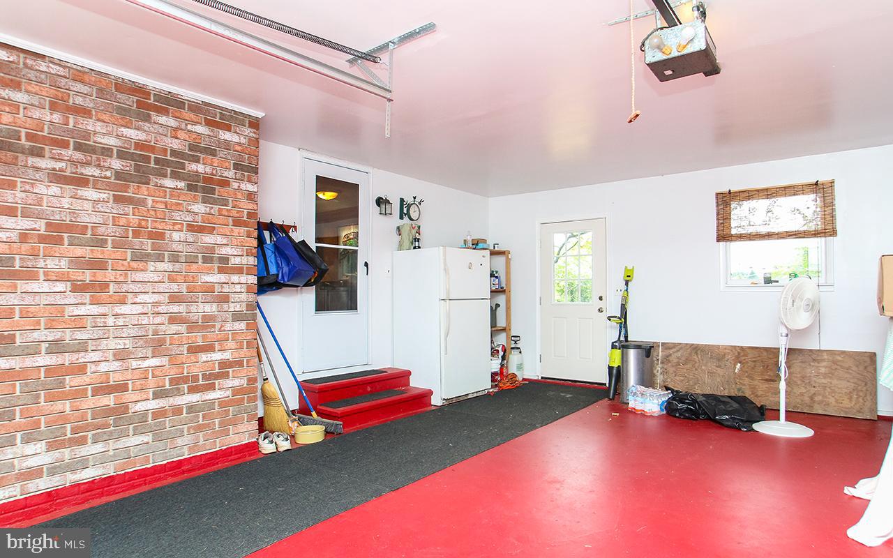 HAMPSTEAD - Residential