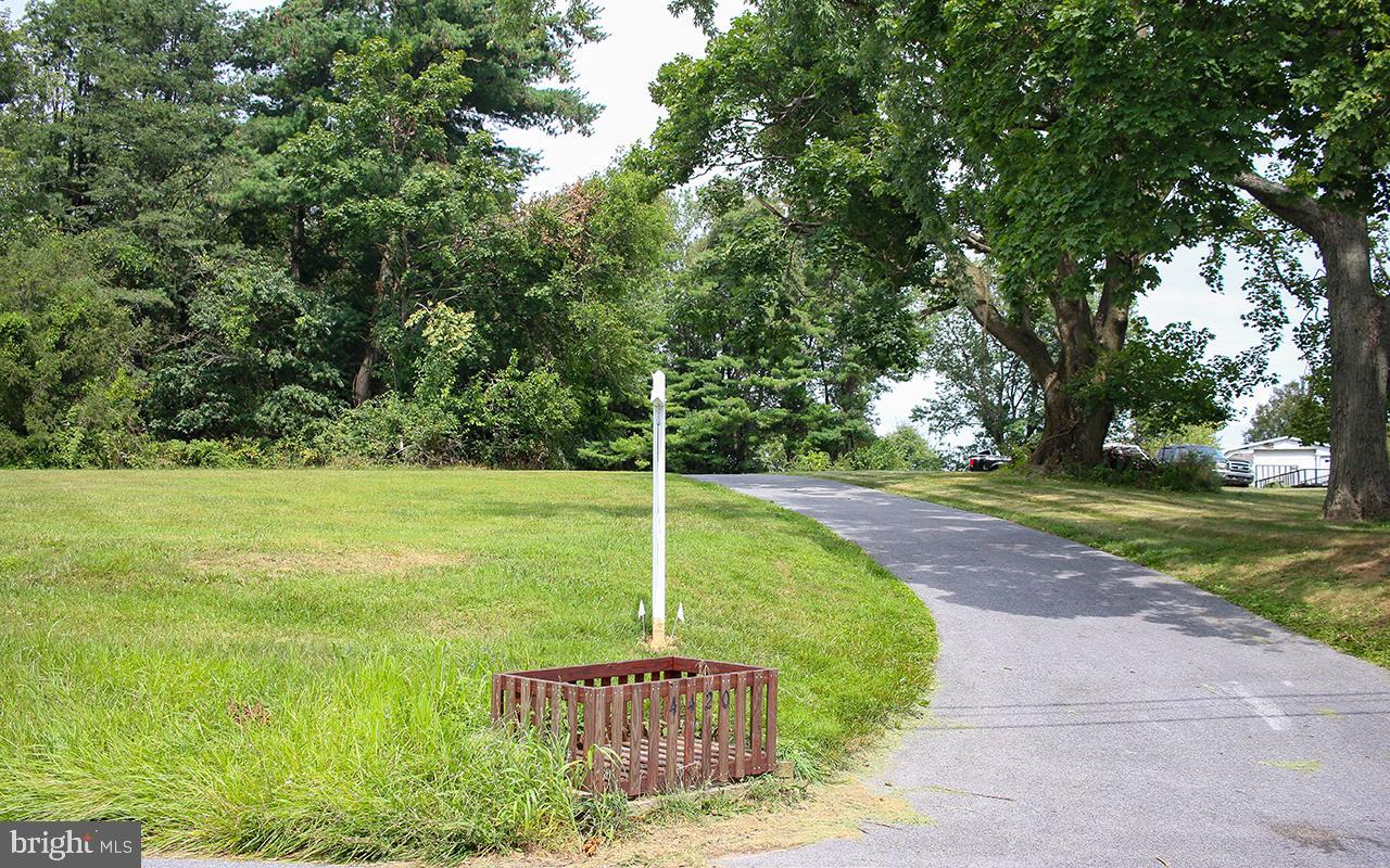 HAMPSTEAD - Residential