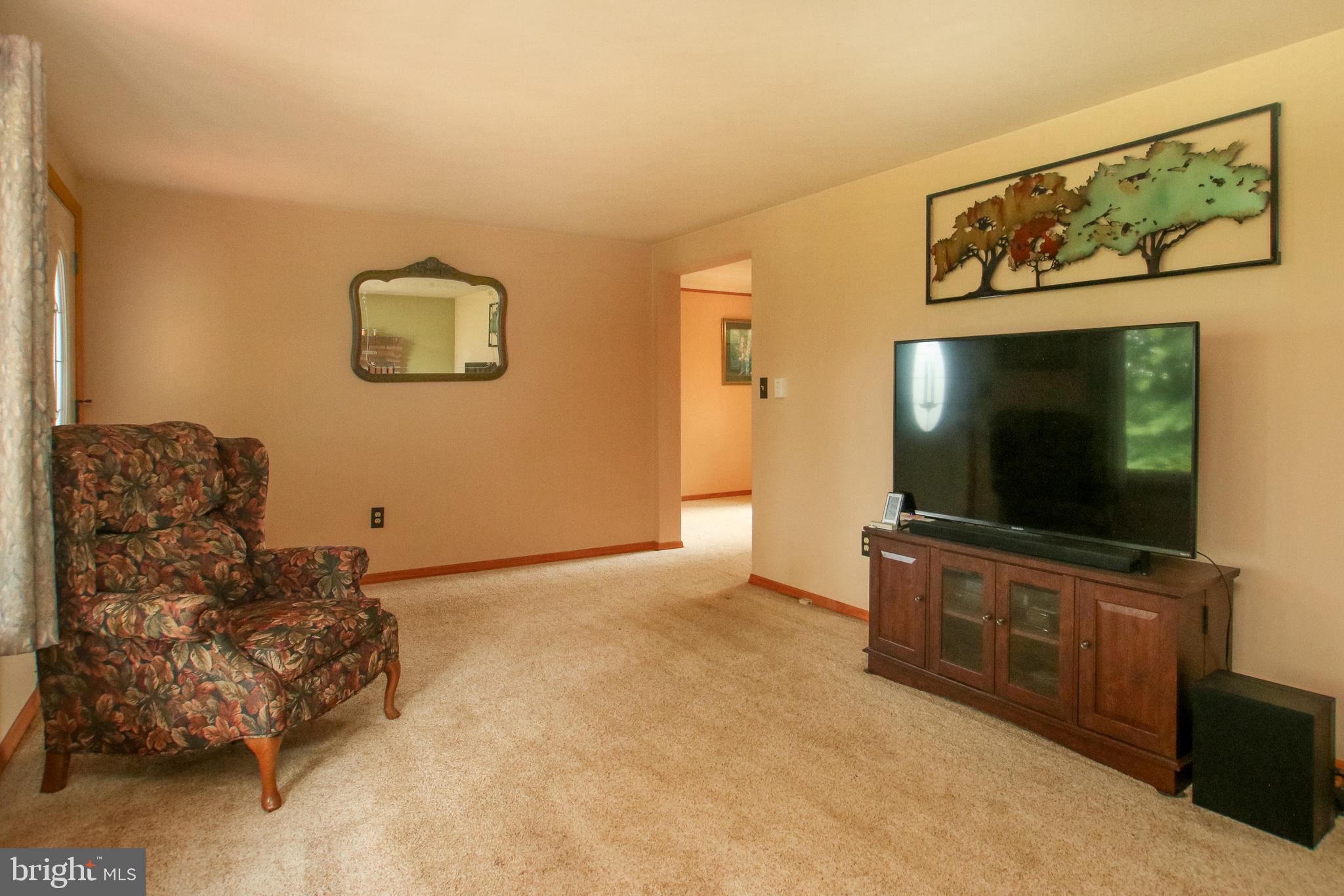 HAMPSTEAD - Residential