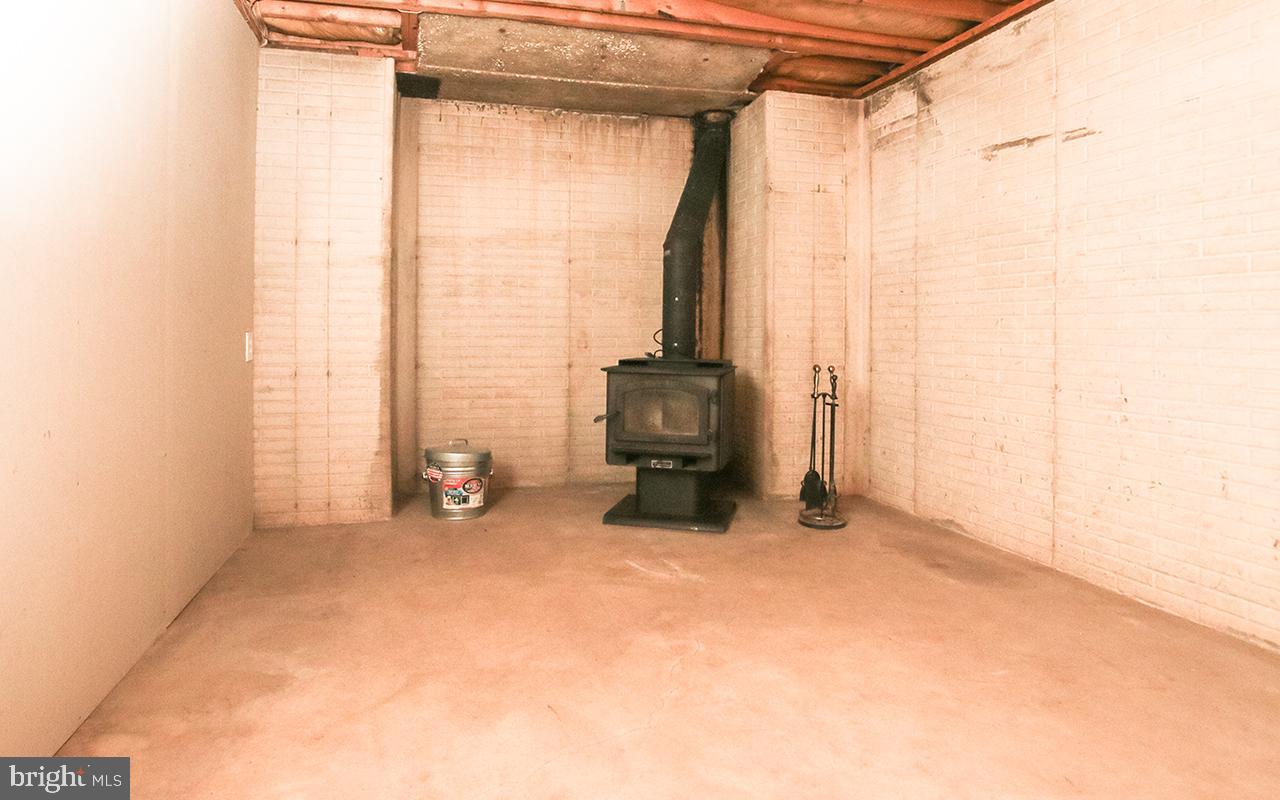 HAMPSTEAD - Residential