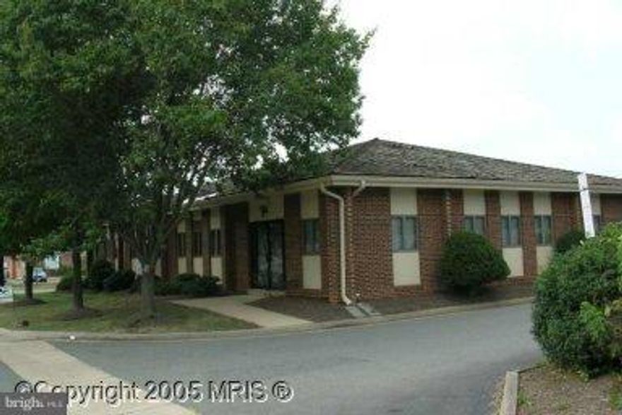 VERY FLEXIBLE first floor office condo located on heavily traveled Sudley Road just 2 blocks from the Prince William Medical Center with easy access and plenty of parking .  Space is configured as two large private offices with nice windows, a conference area, large working area and a waiting area.  Ideal for any type of medical or service business.  Can be configured with minimum expense.