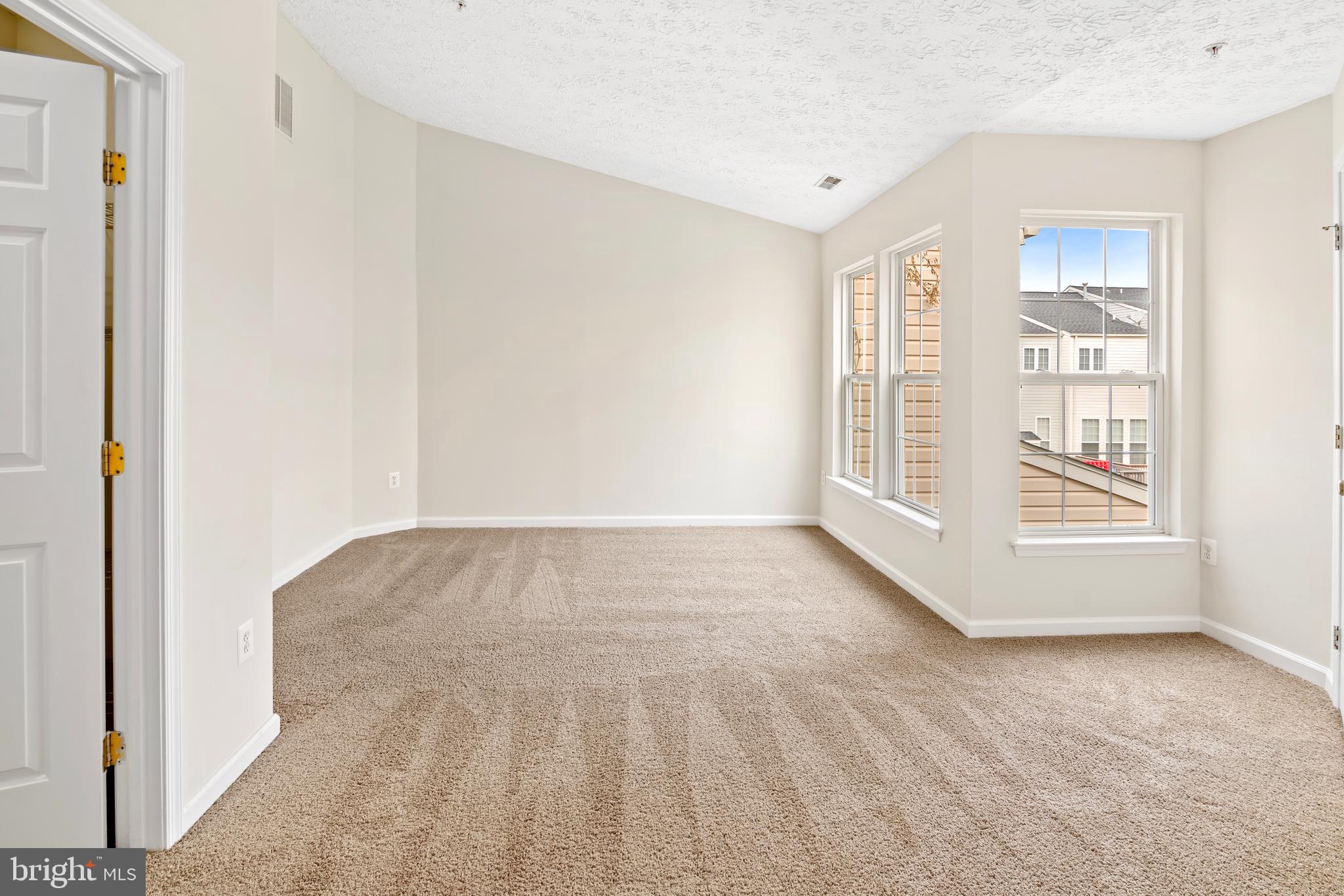 PERRY HALL FARMS - Residential Lease