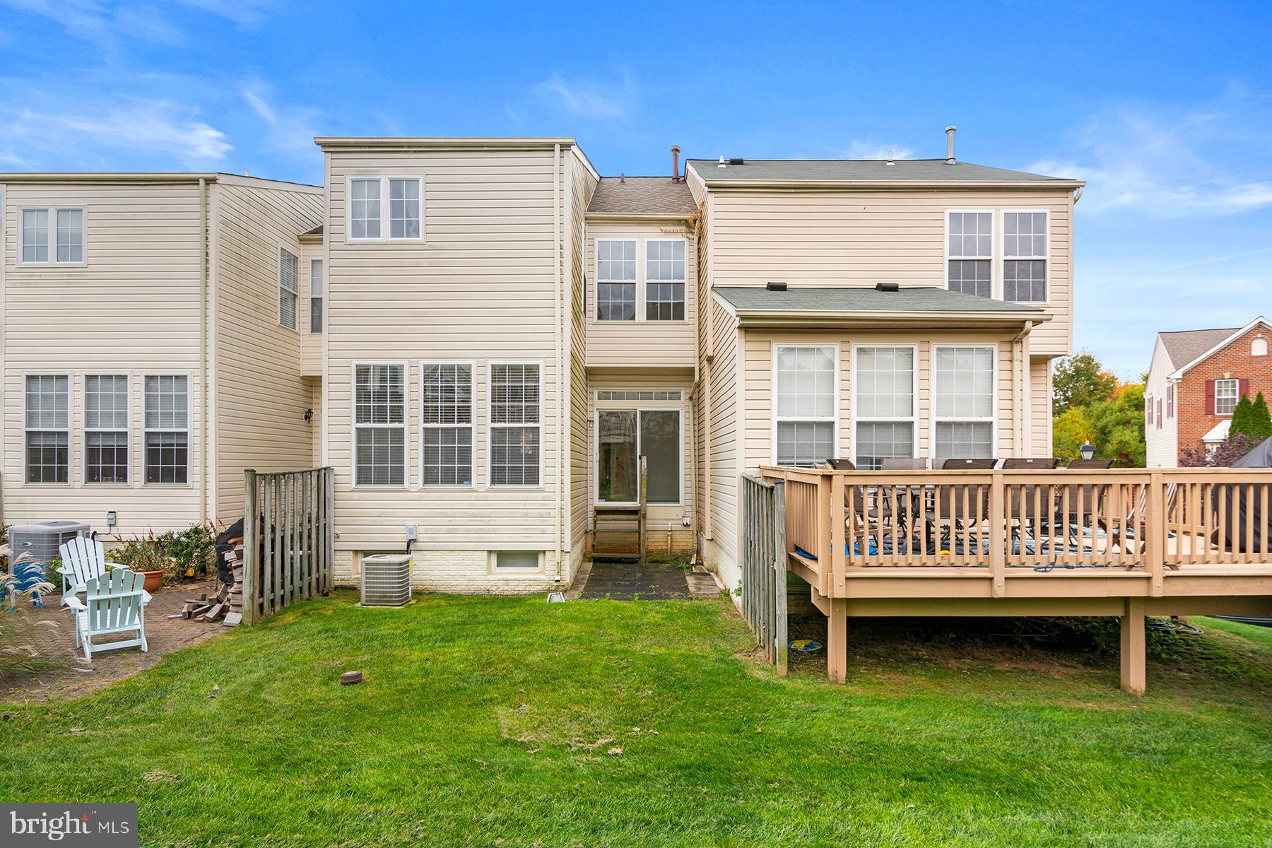 PERRY HALL FARMS - Residential Lease