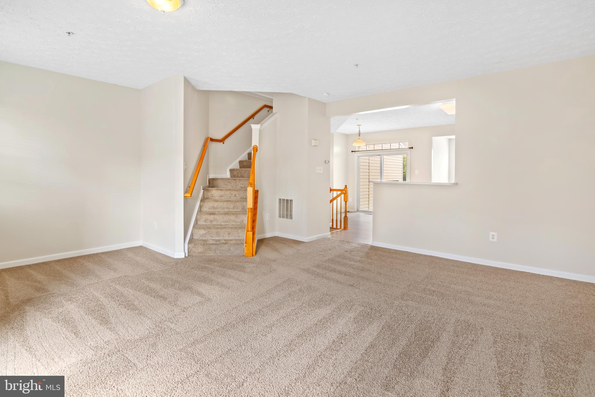 PERRY HALL FARMS - Residential Lease