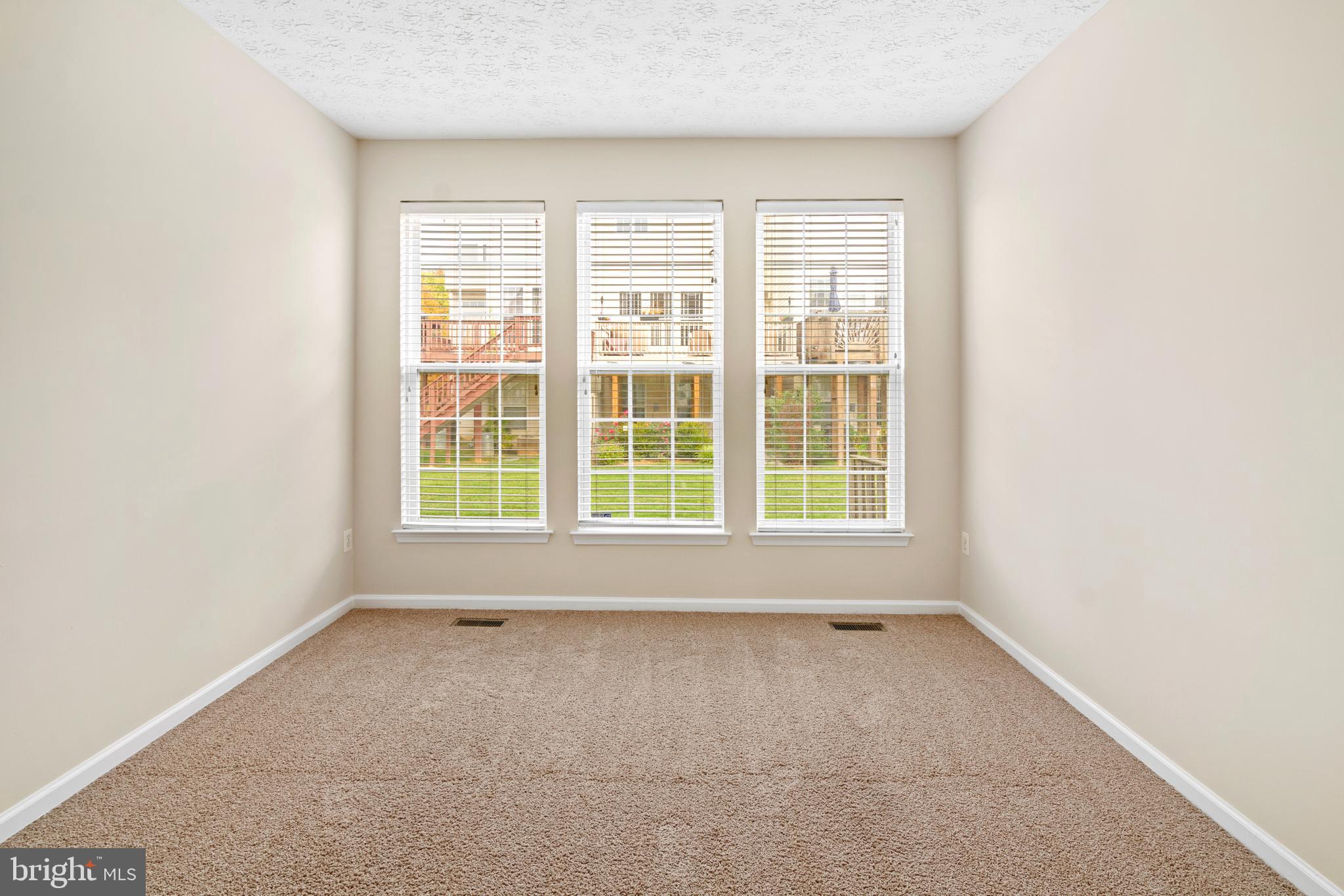 PERRY HALL FARMS - Residential Lease