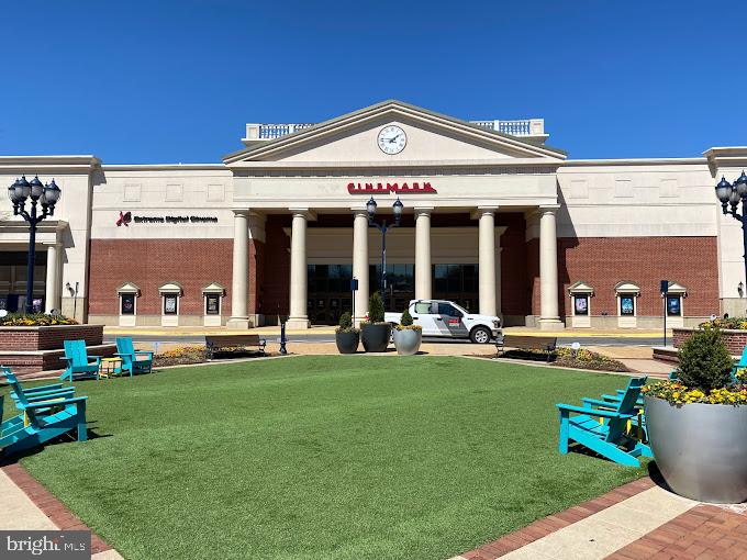 RIDGEWOOD - Residential