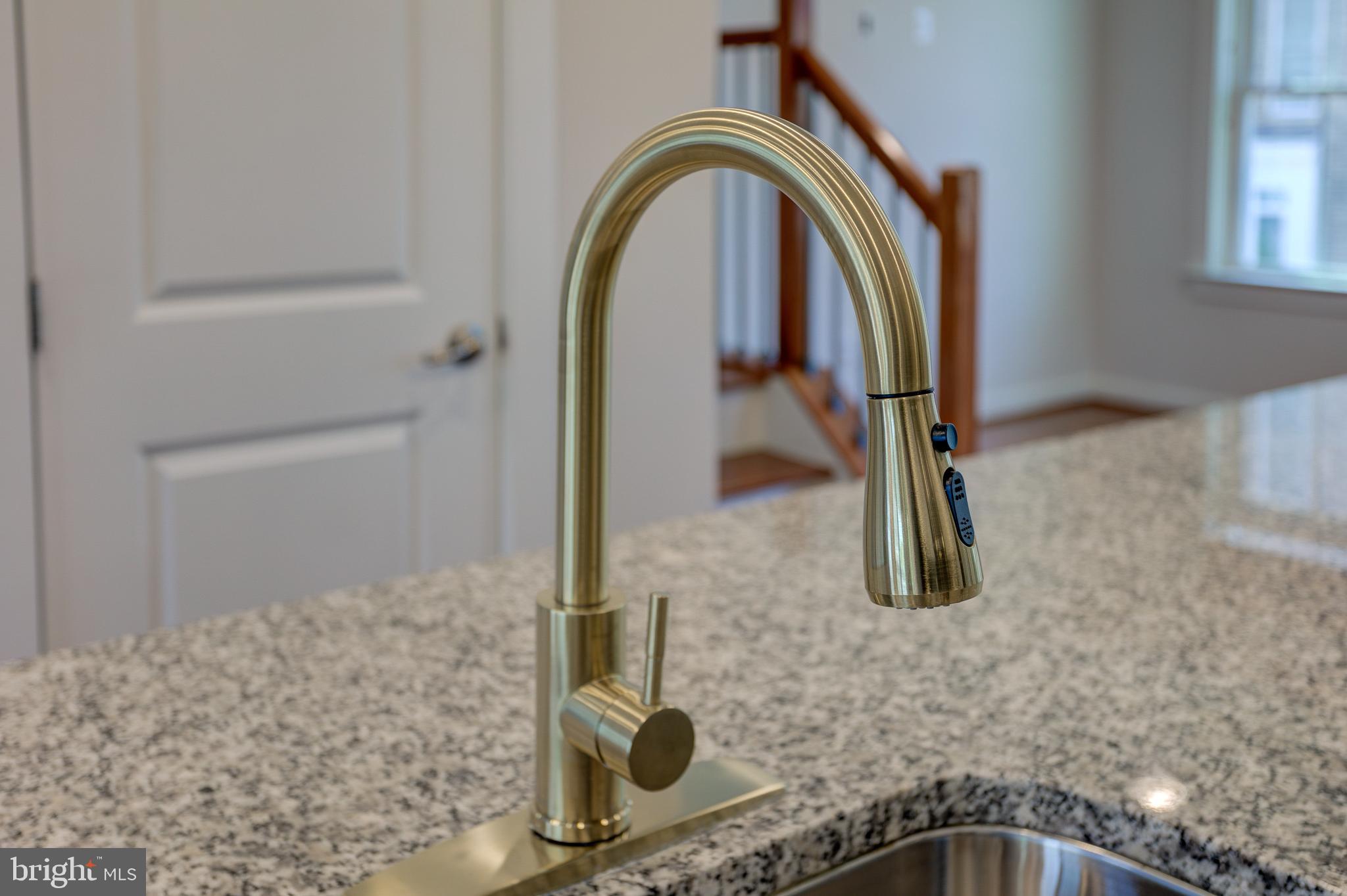 RIDGEWOOD - Residential