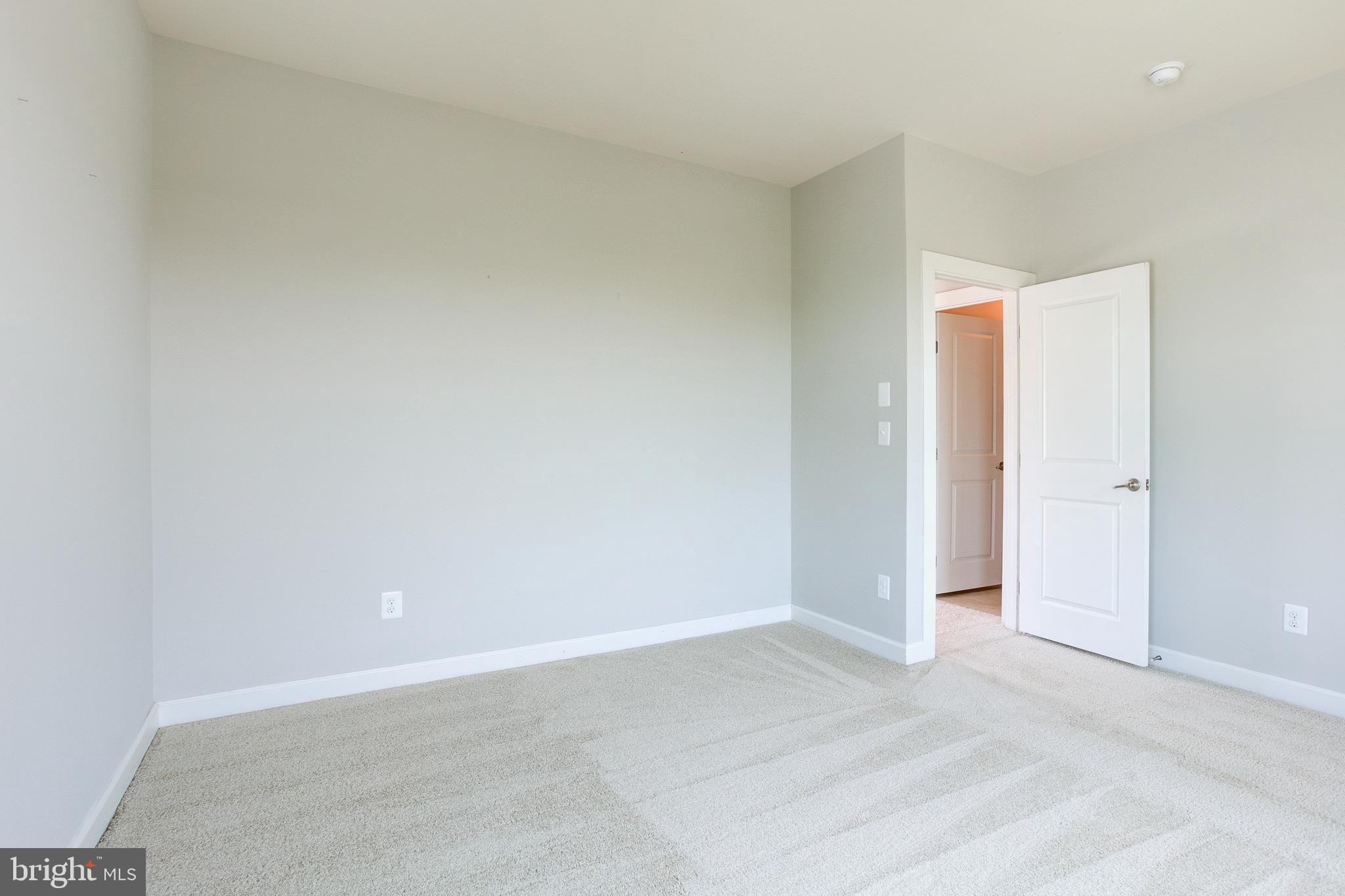 RIDGEWOOD - Residential