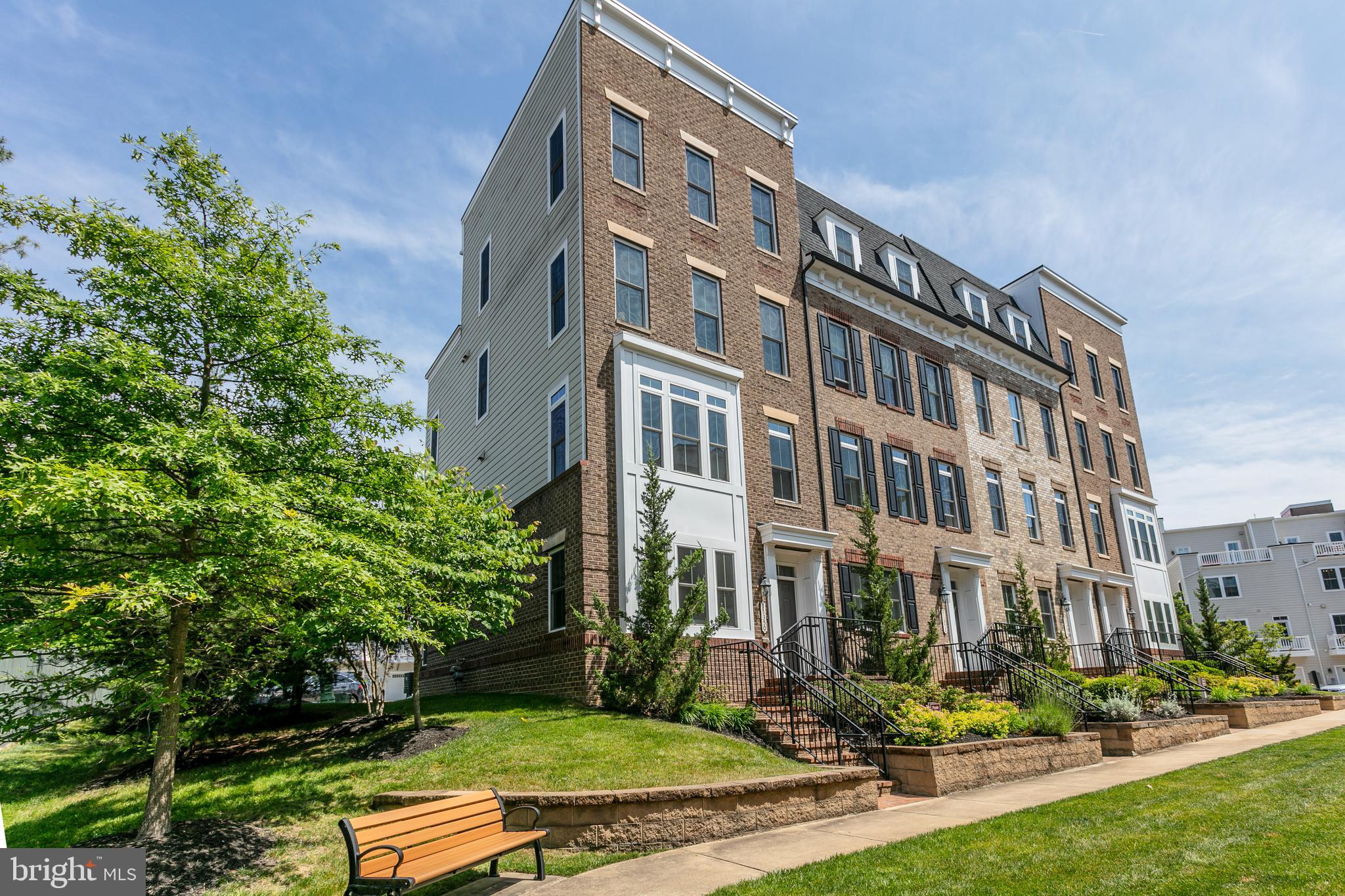 RIDGEWOOD - Residential