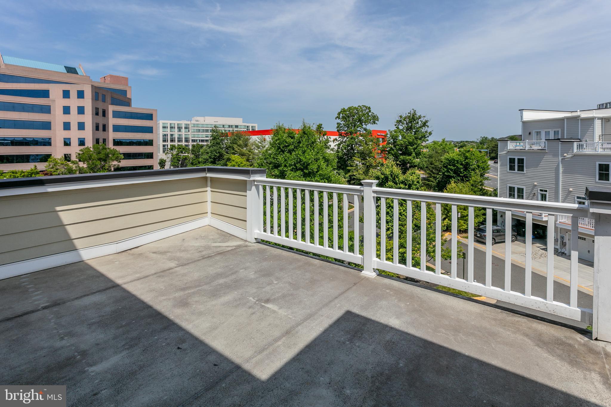 RIDGEWOOD - Residential